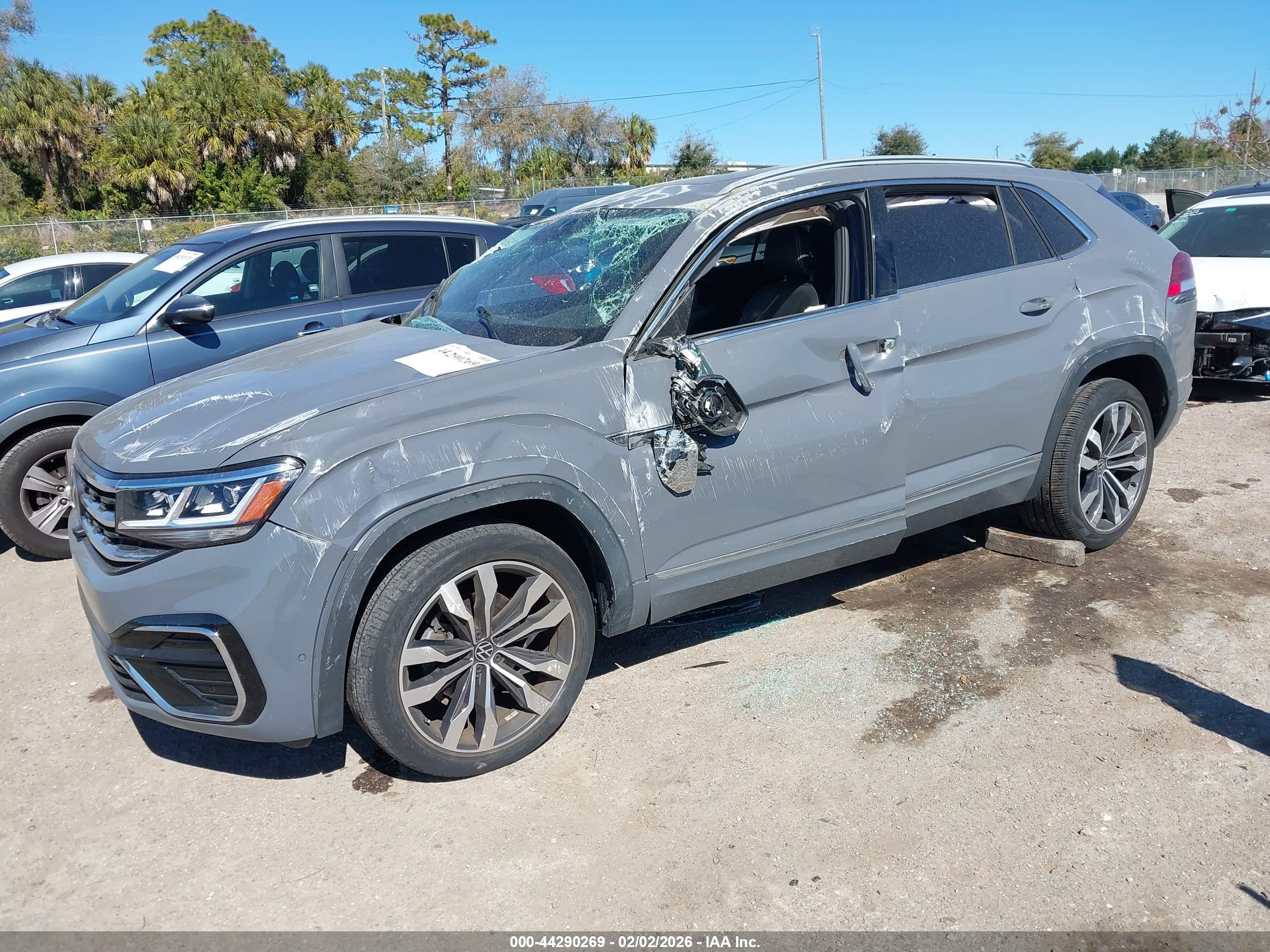 VOLKSWAGEN ATLAS image 2
