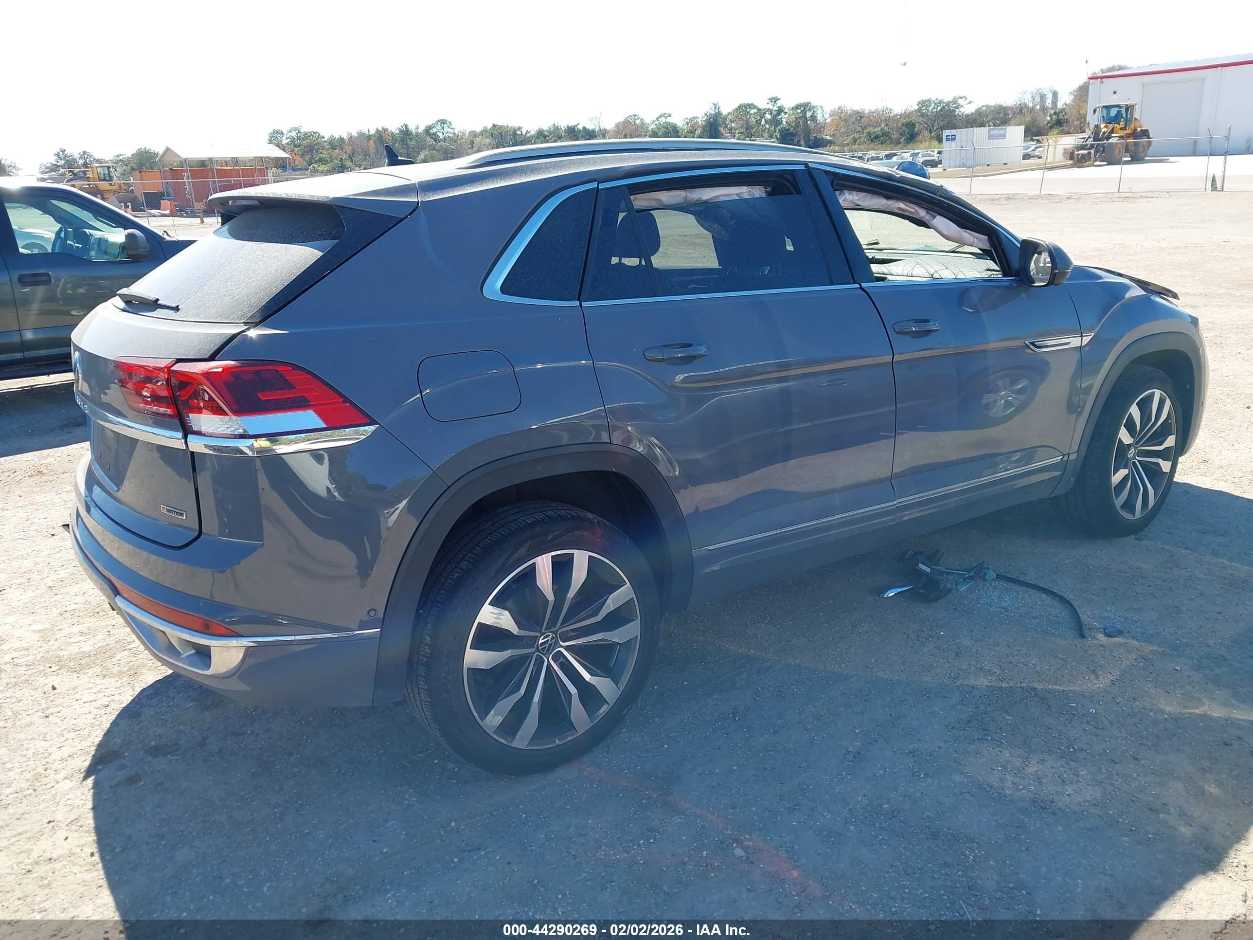 VOLKSWAGEN ATLAS image 4