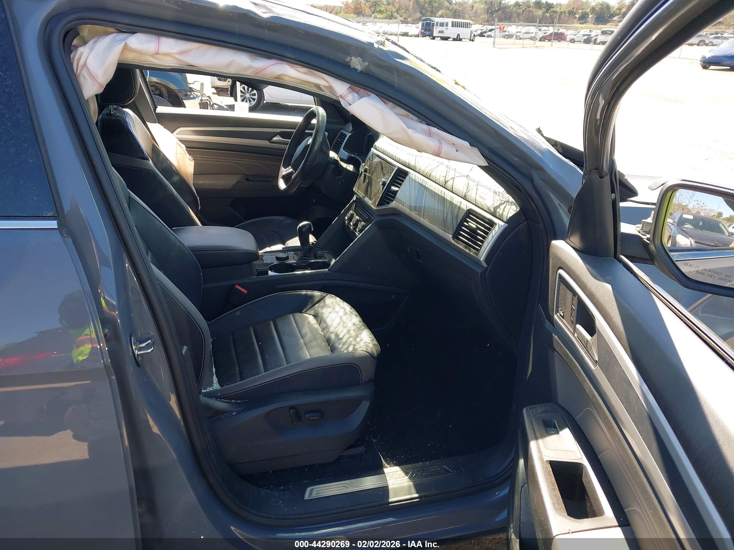 VOLKSWAGEN ATLAS image 5