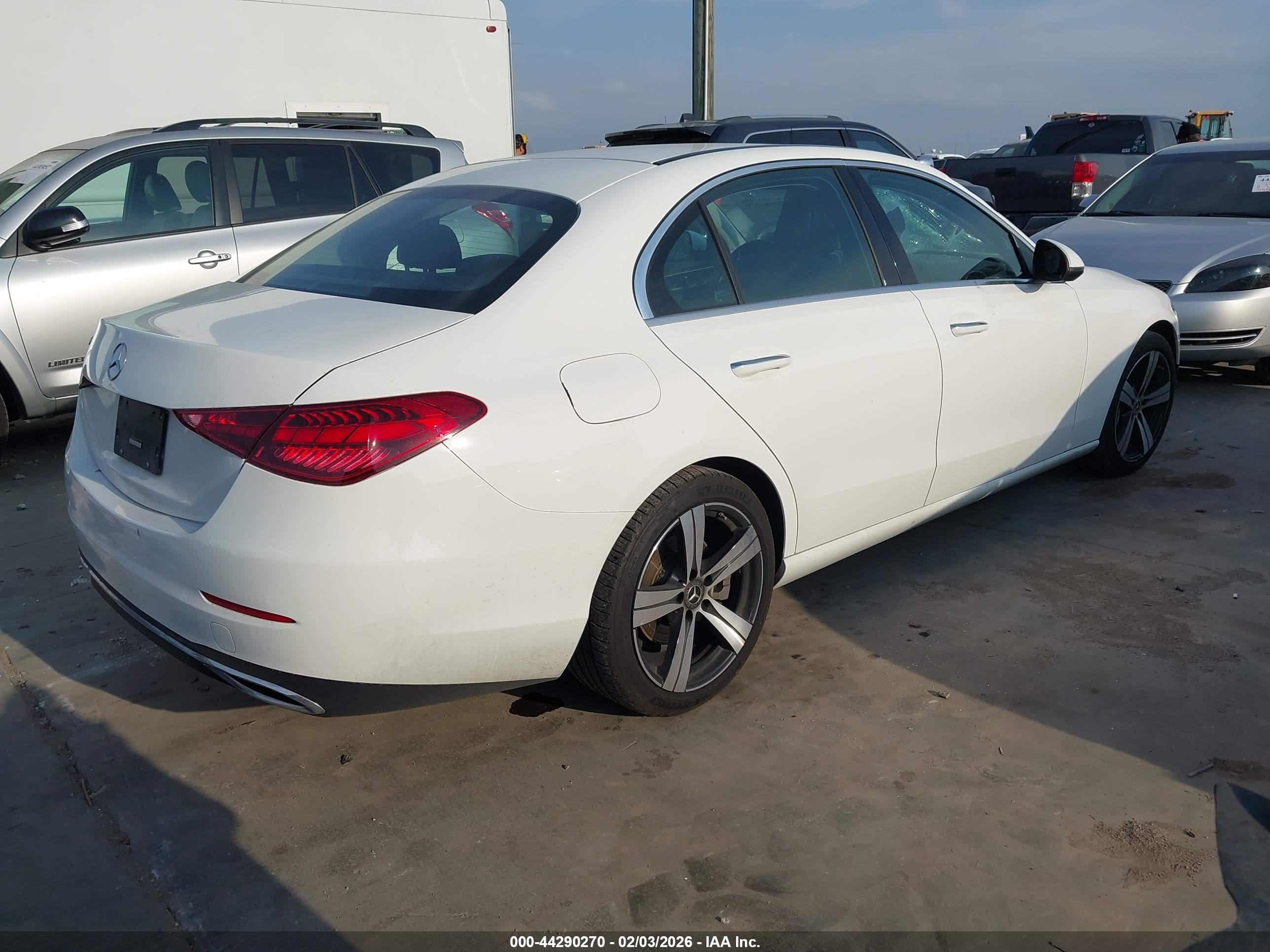 MERCEDES-BENZ C image 4