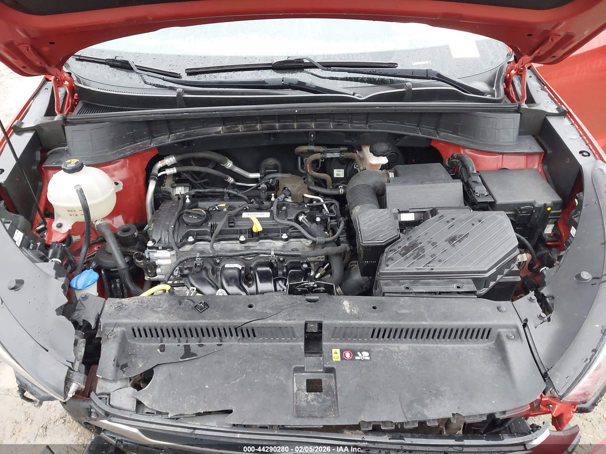 HYUNDAI TUCSON image 10