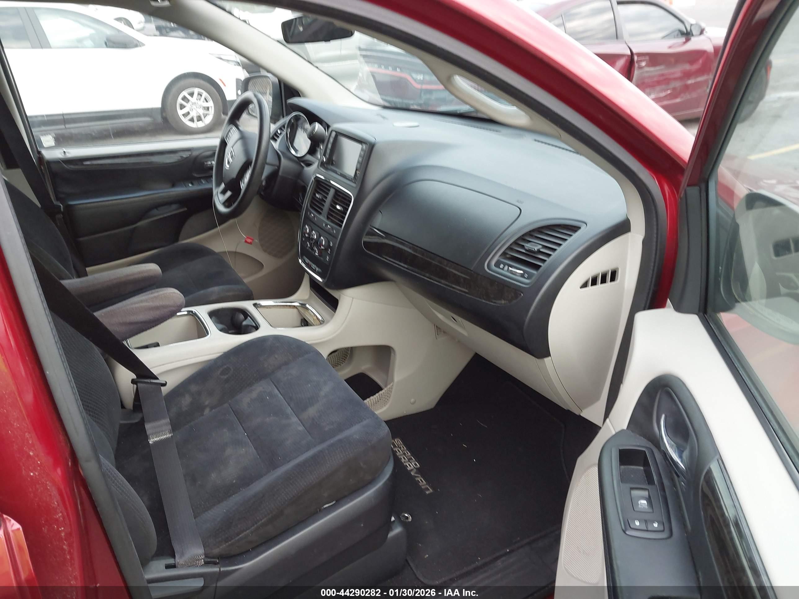 DODGE GRAND image 5