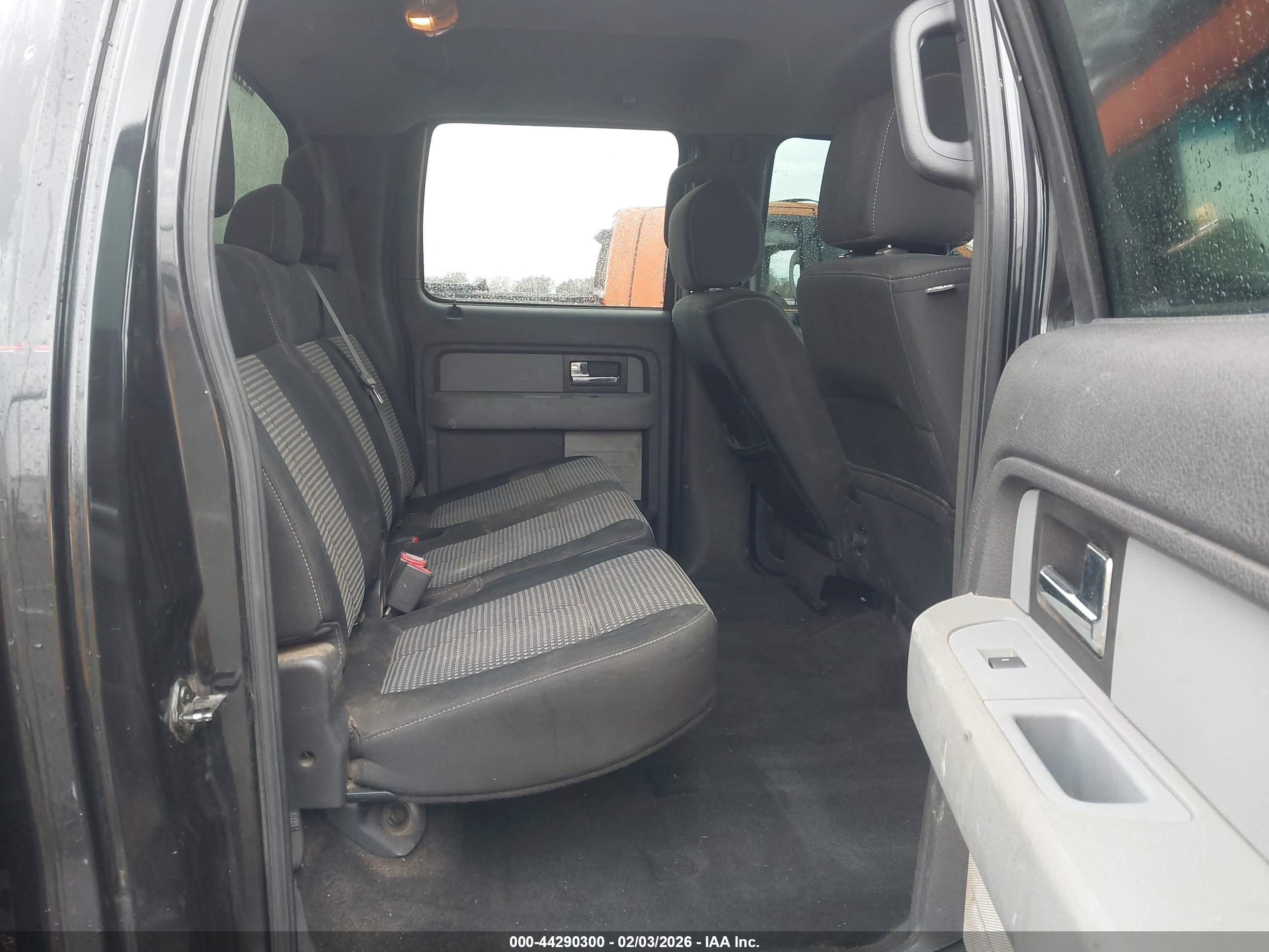FORD F-150 image 8