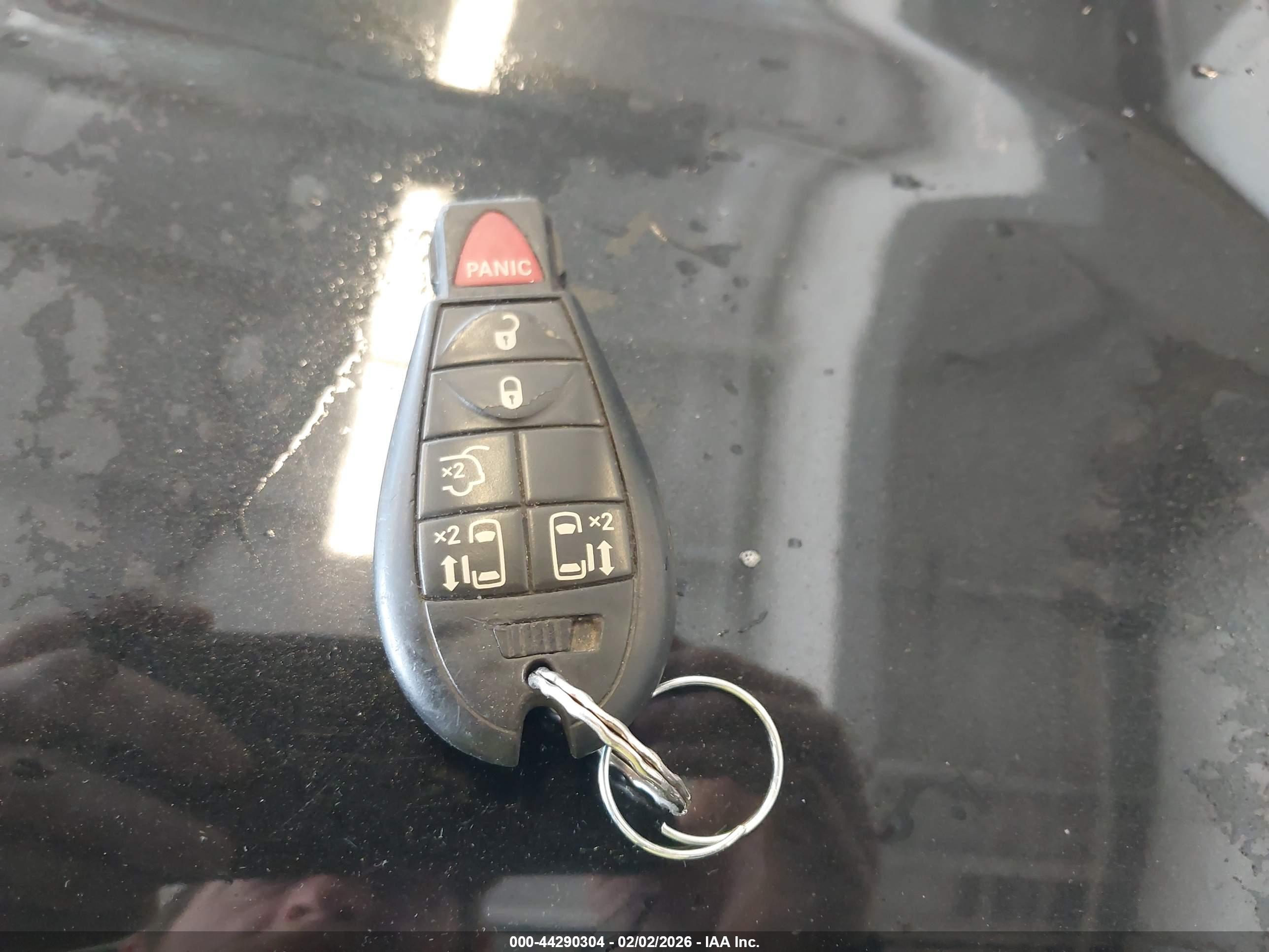 CHRYSLER TOWN image 11