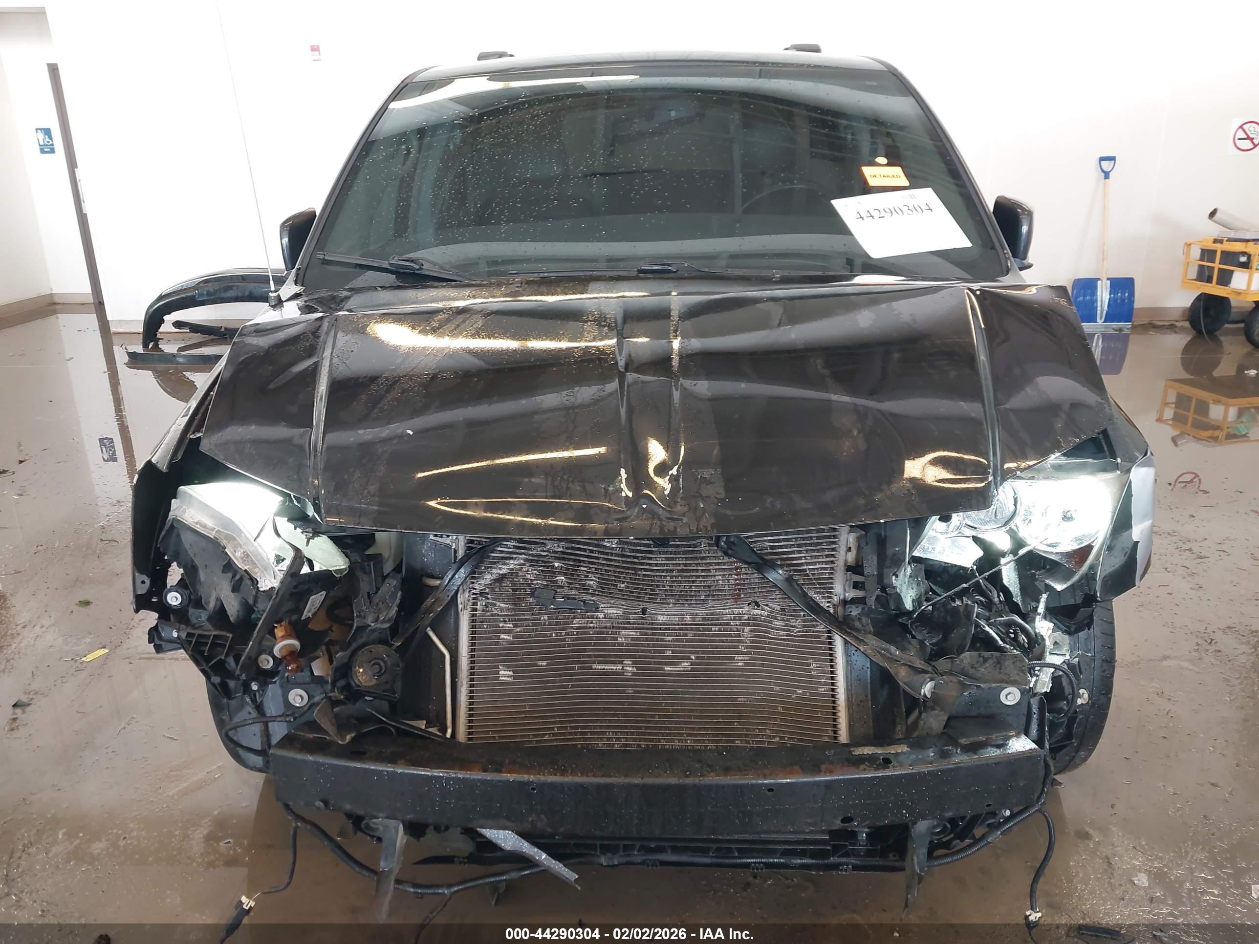 CHRYSLER TOWN image 6