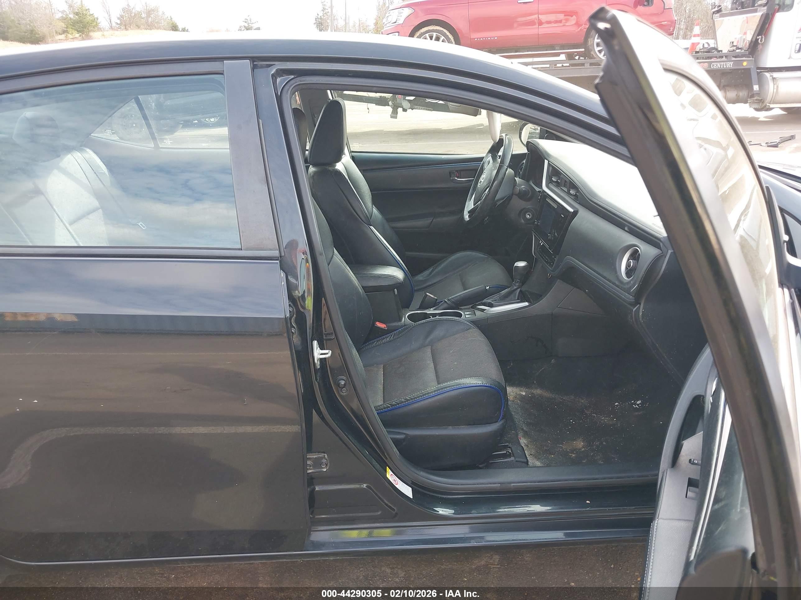 TOYOTA COROLLA image 5