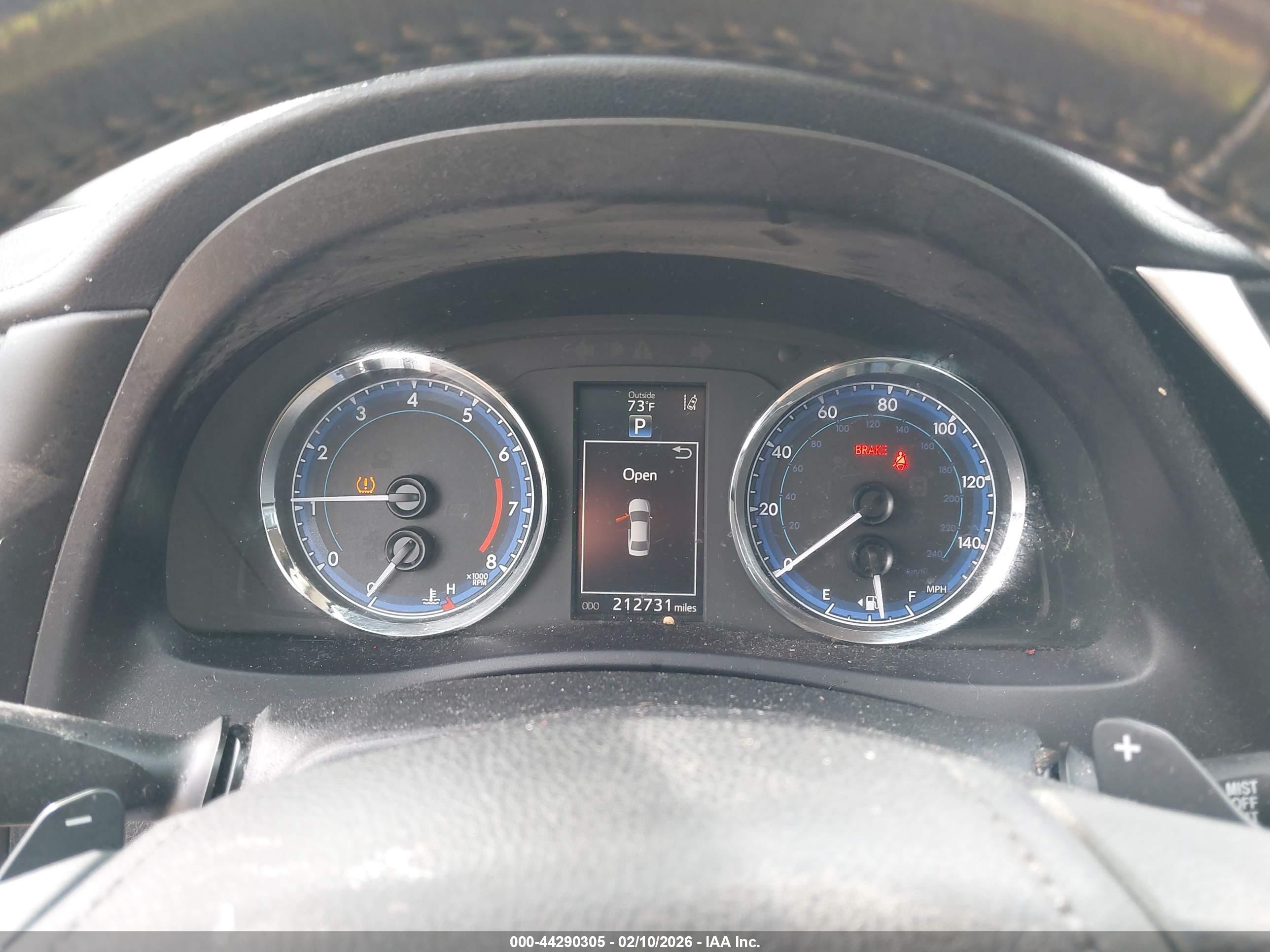 TOYOTA COROLLA image 7
