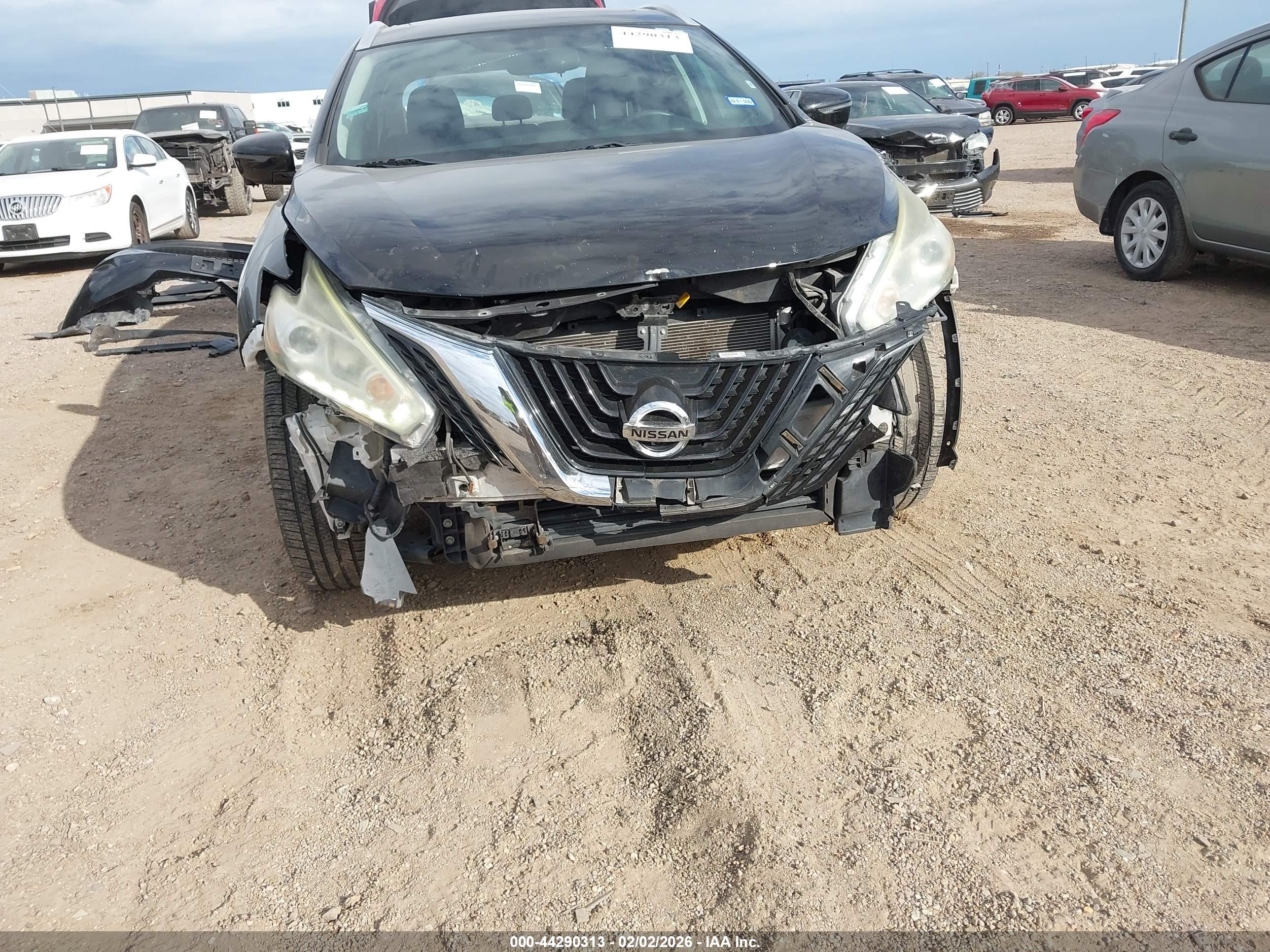 NISSAN MURANO image 6