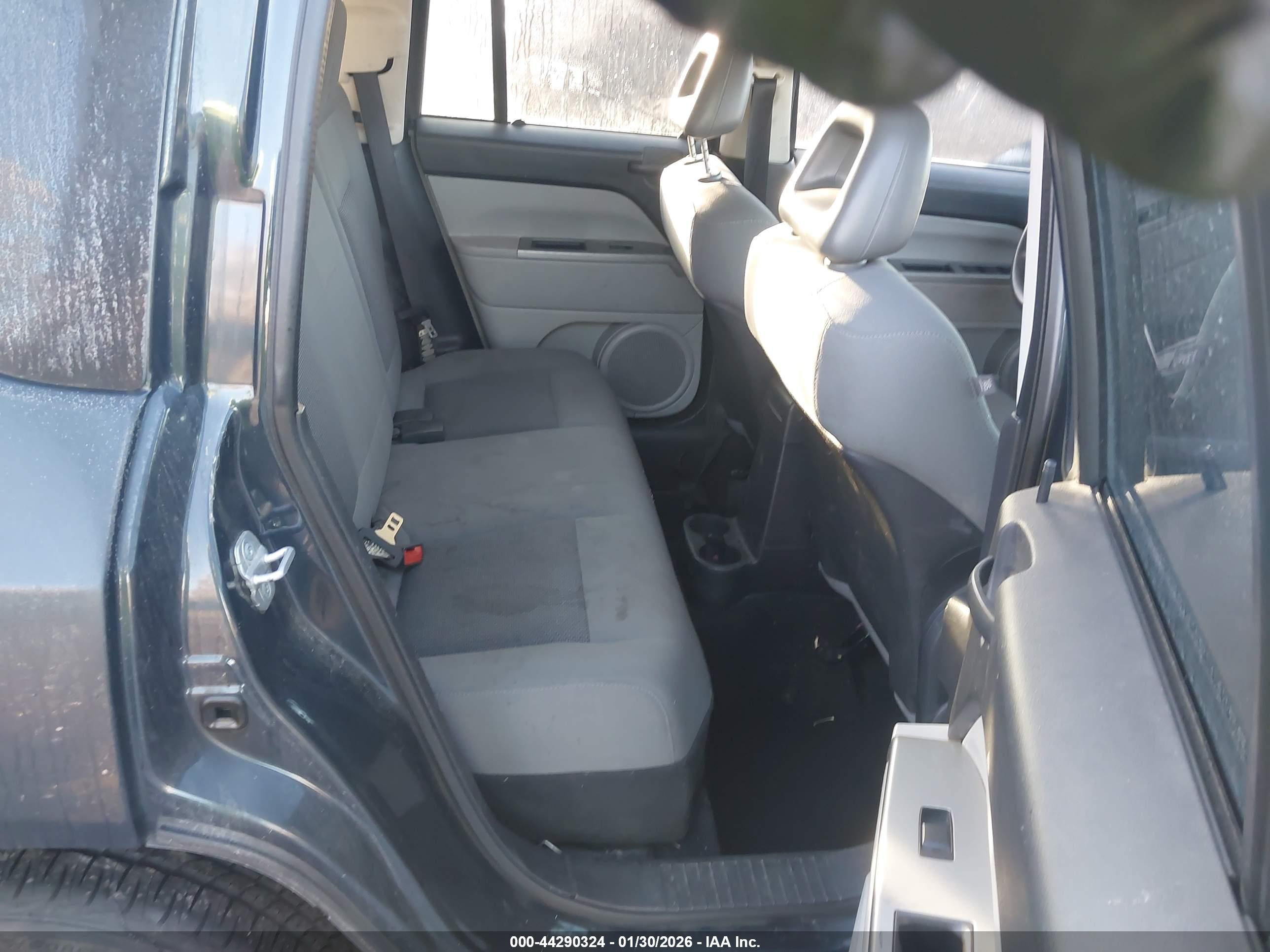 JEEP COMPASS image 8