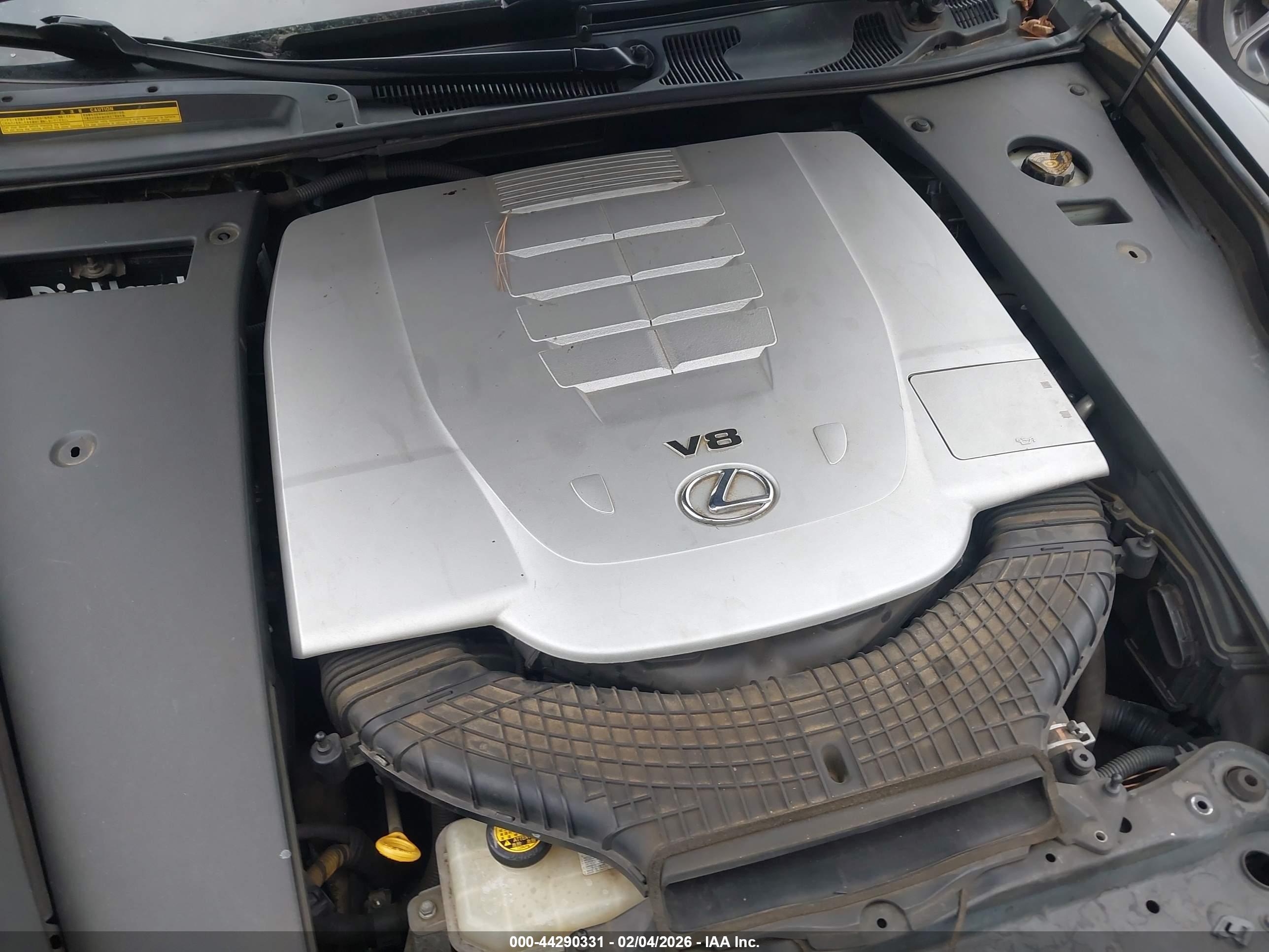 LEXUS LS image 10