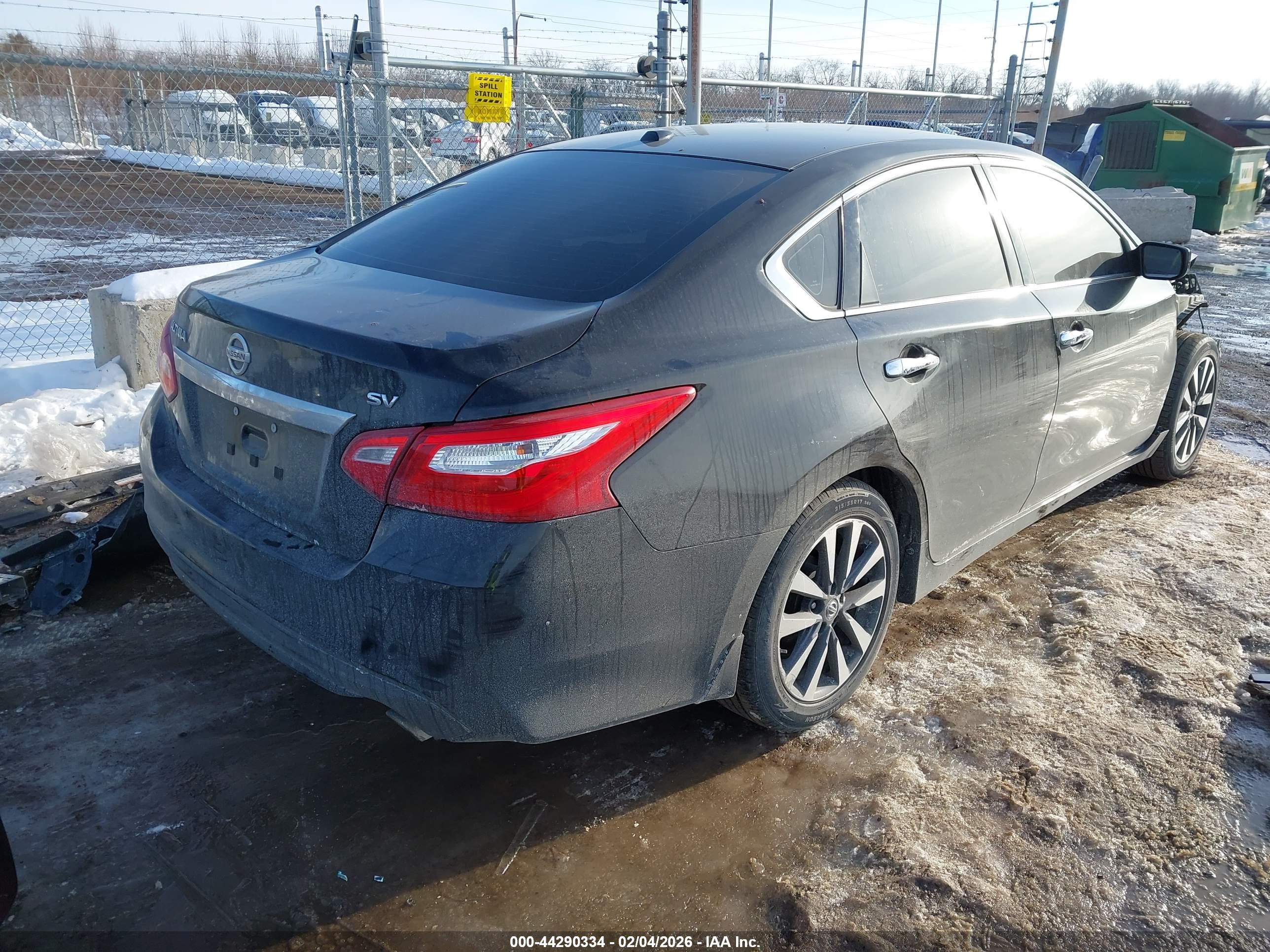 NISSAN ALTIMA image 4