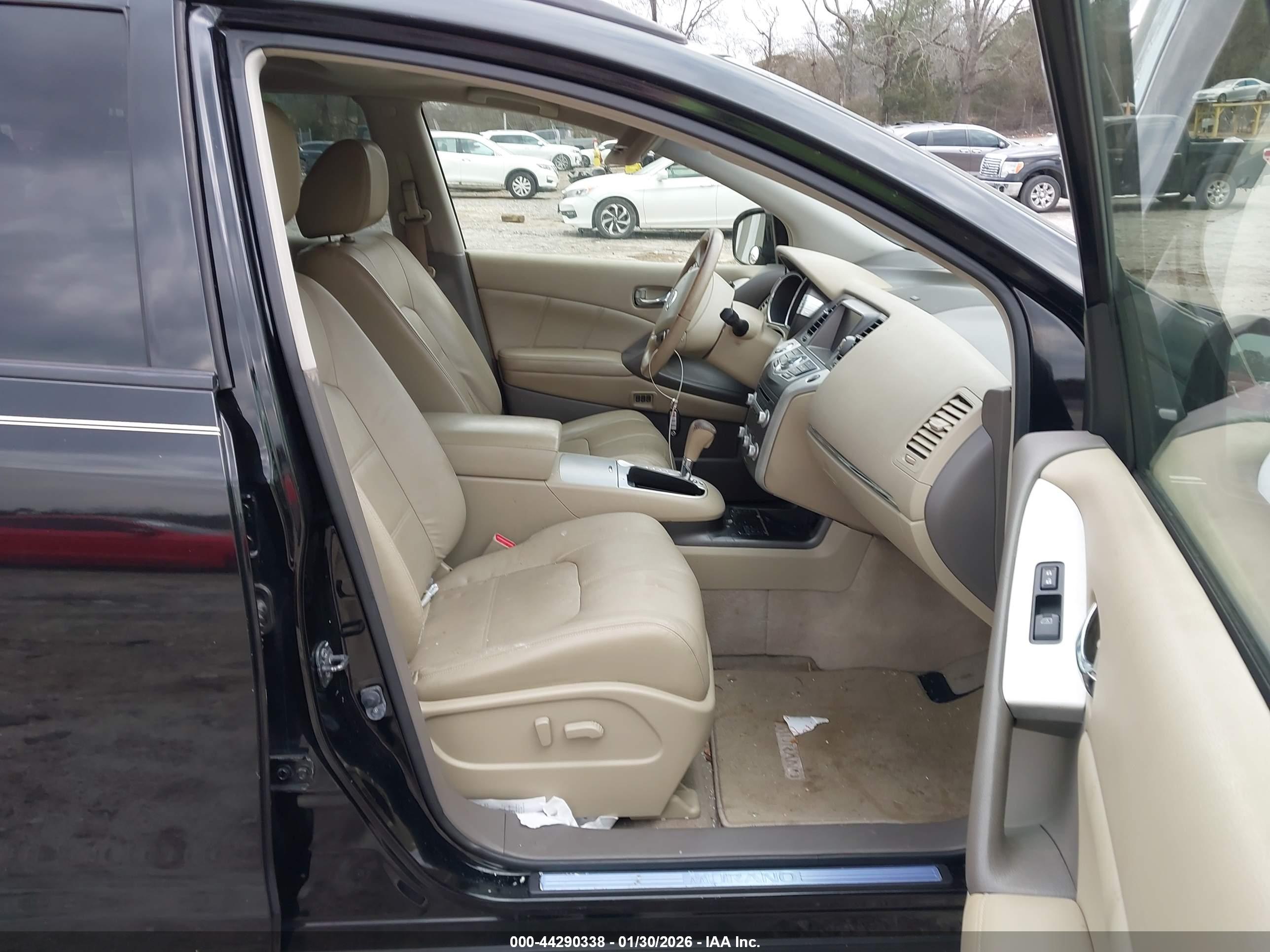 NISSAN MURANO image 5