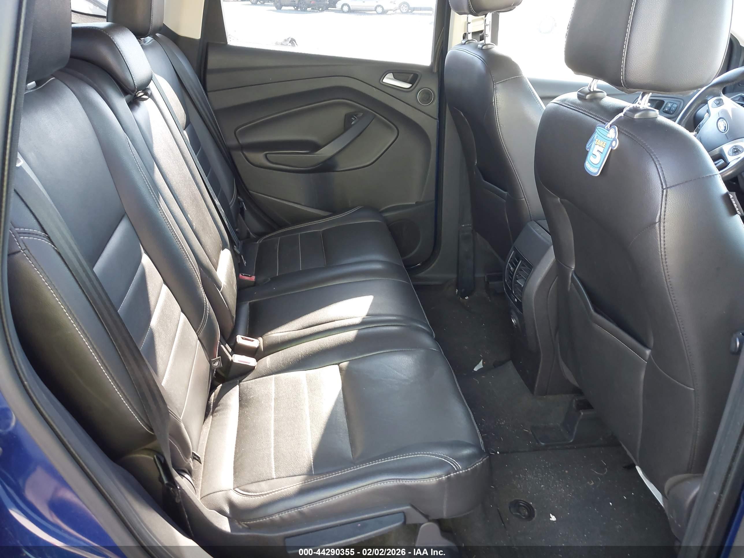 FORD ESCAPE image 8