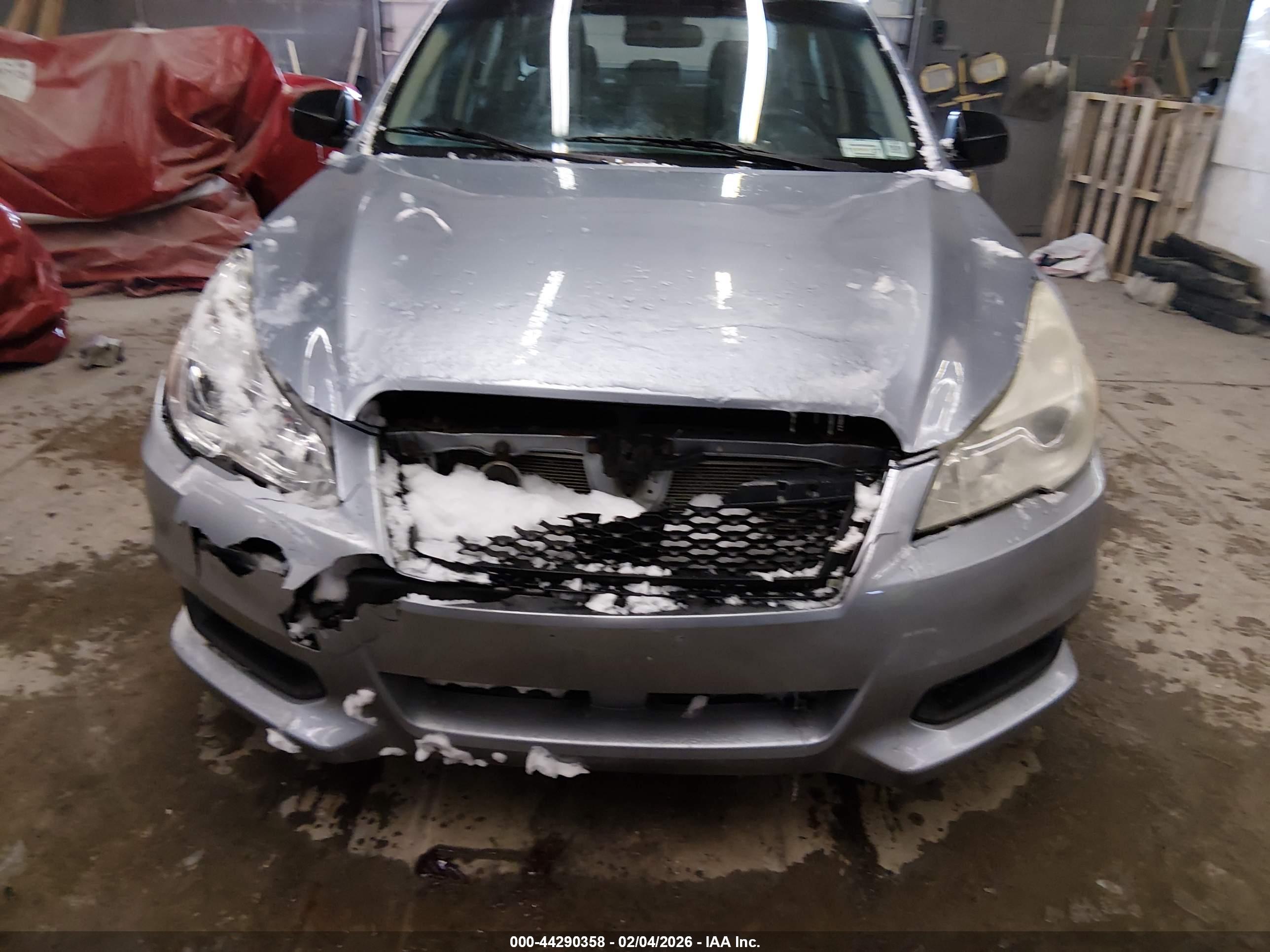 SUBARU LEGACY image 6