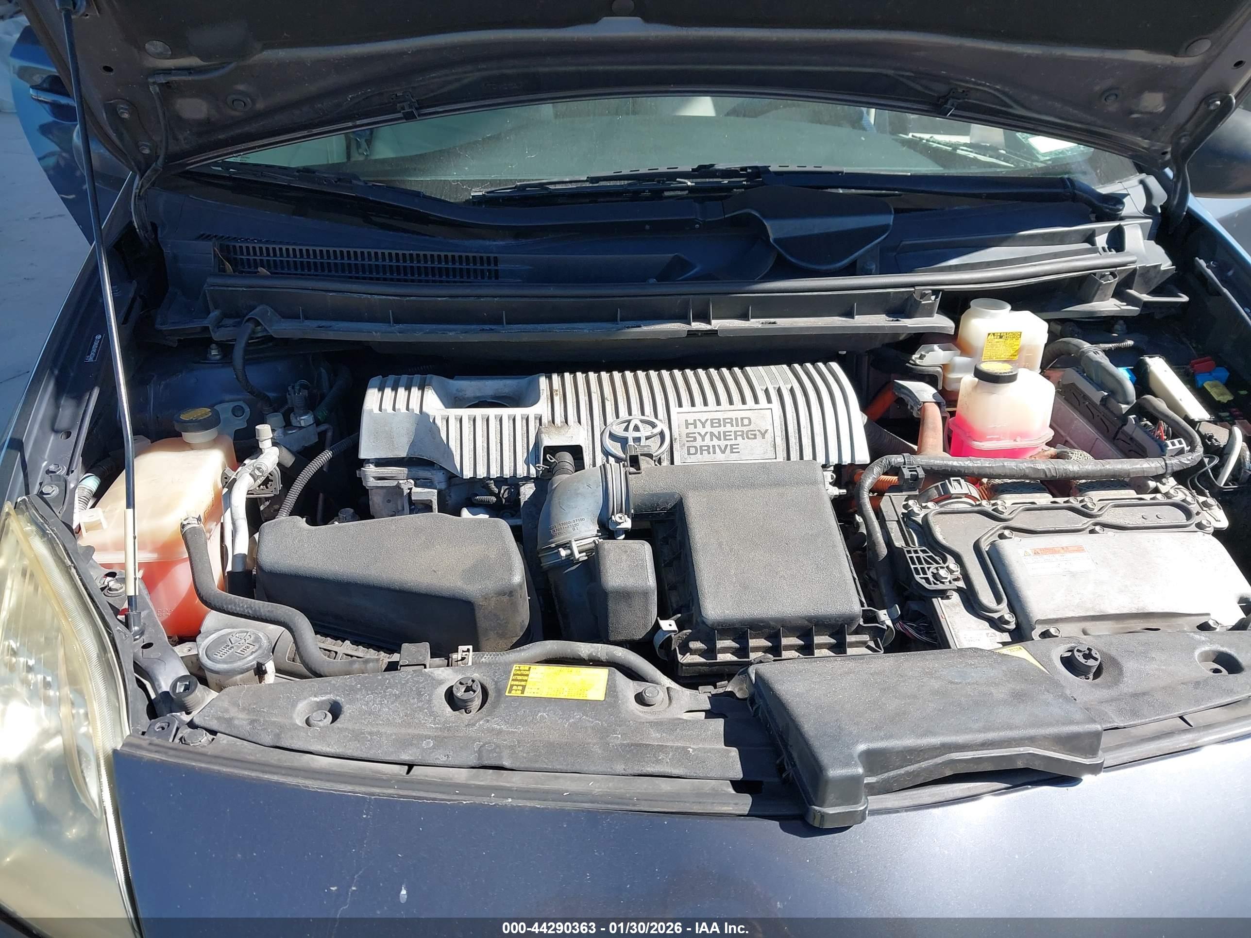 TOYOTA PRIUS image 10