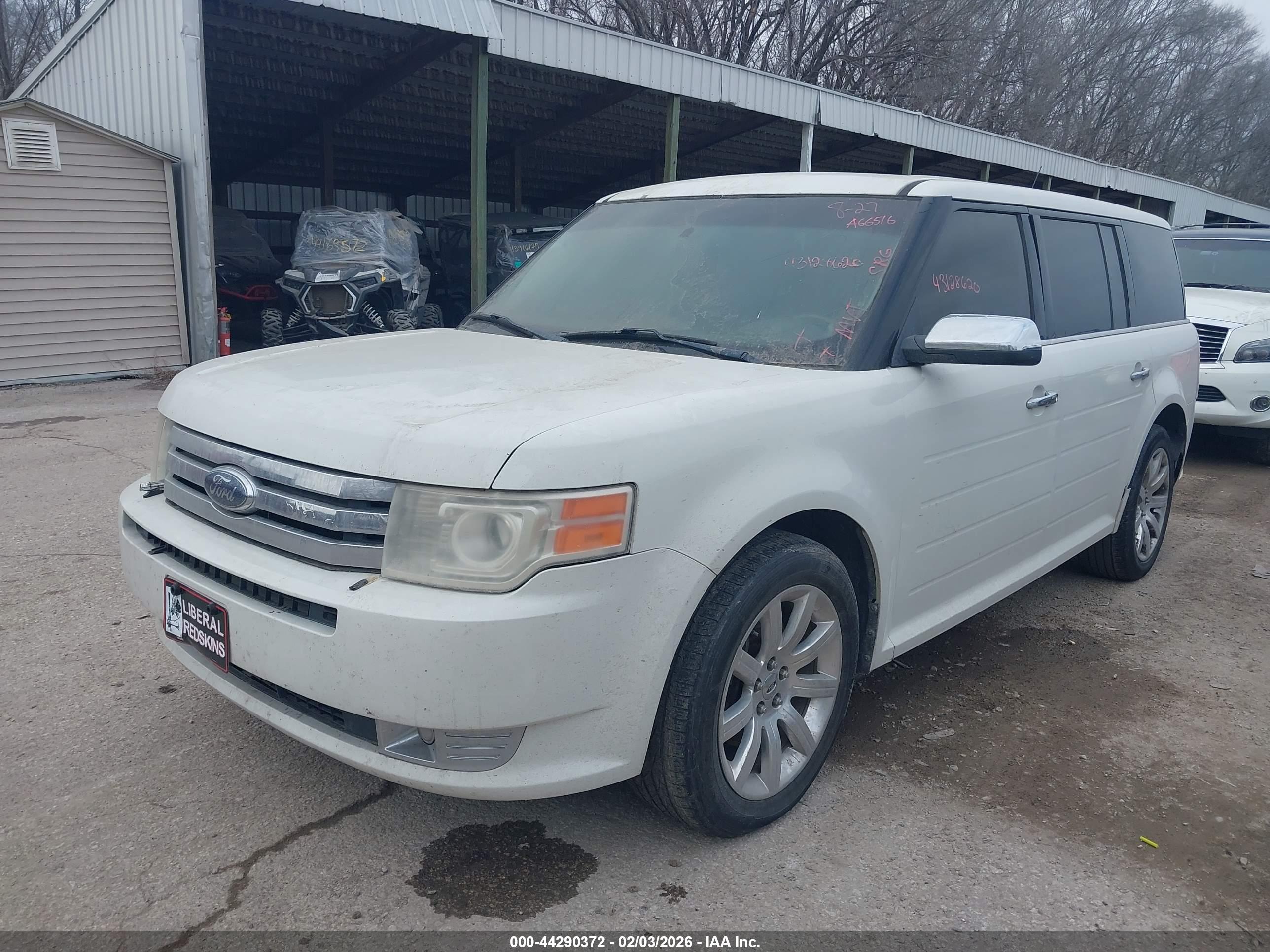 FORD FLEX image 2