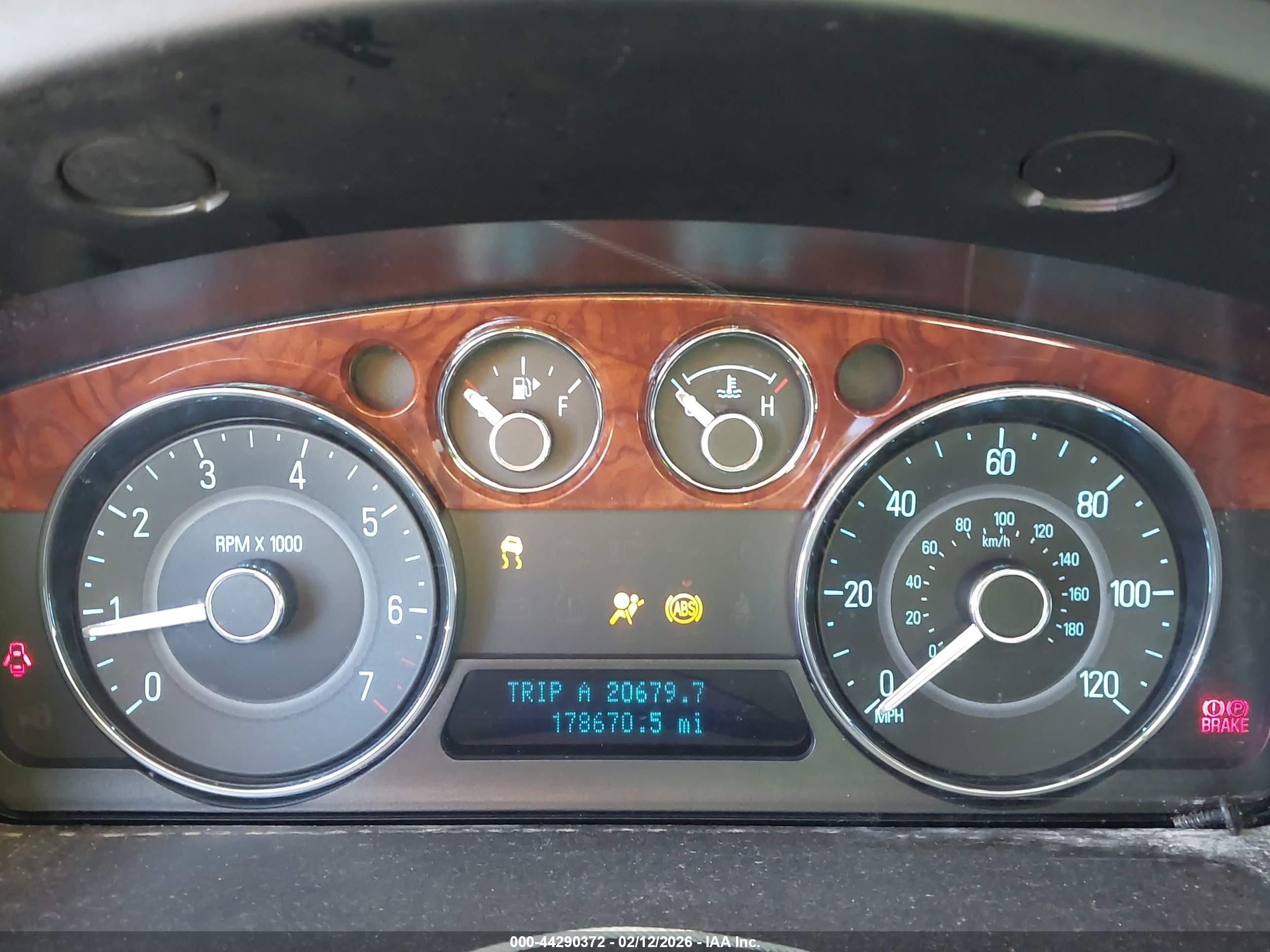 FORD FLEX image 7