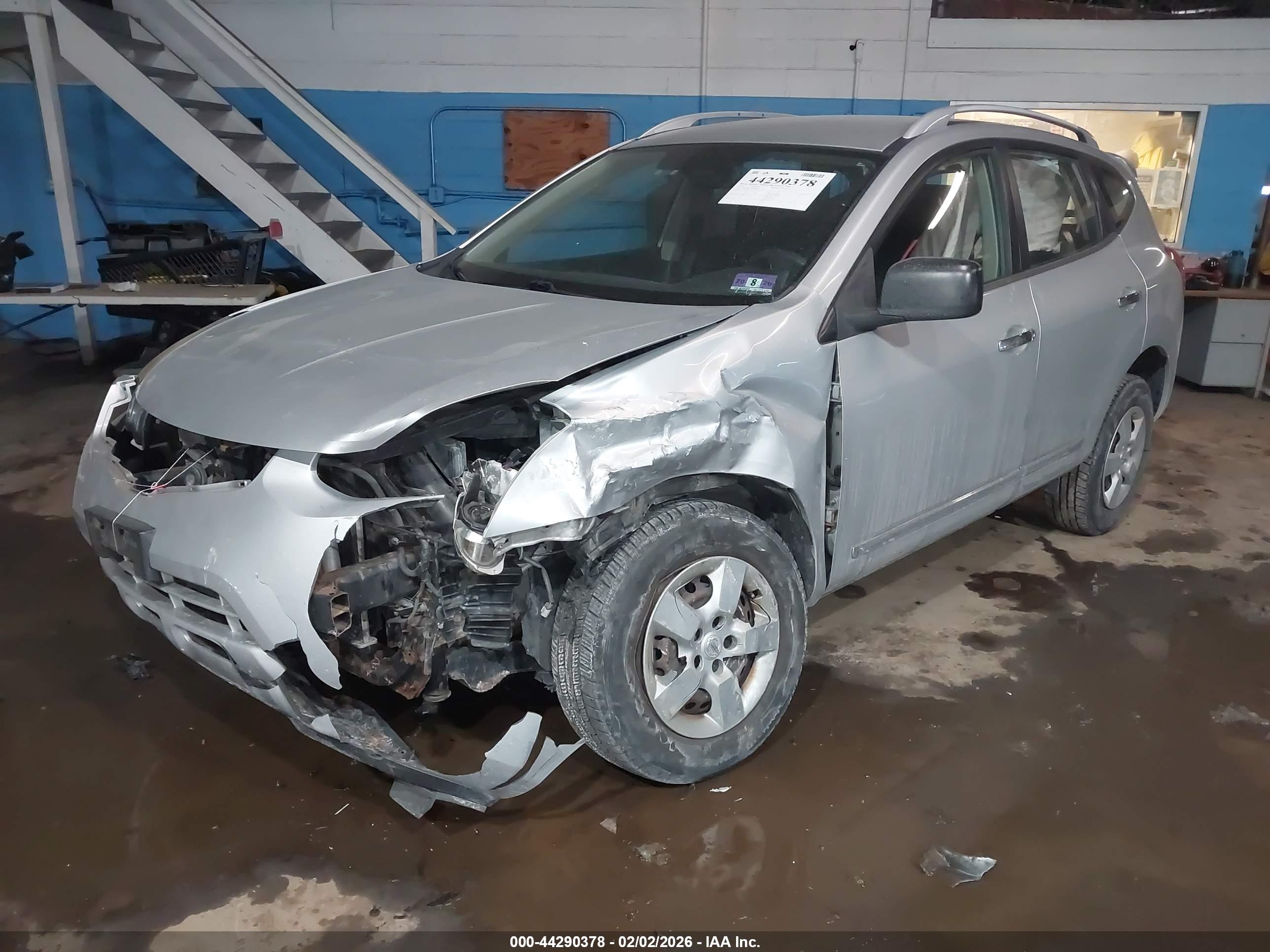 NISSAN ROGUE image 2