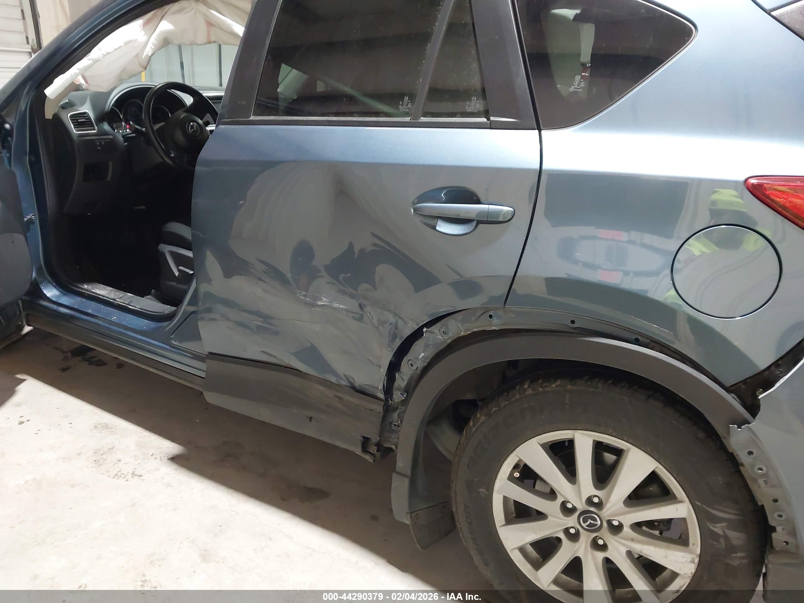 MAZDA CX-5 image 6