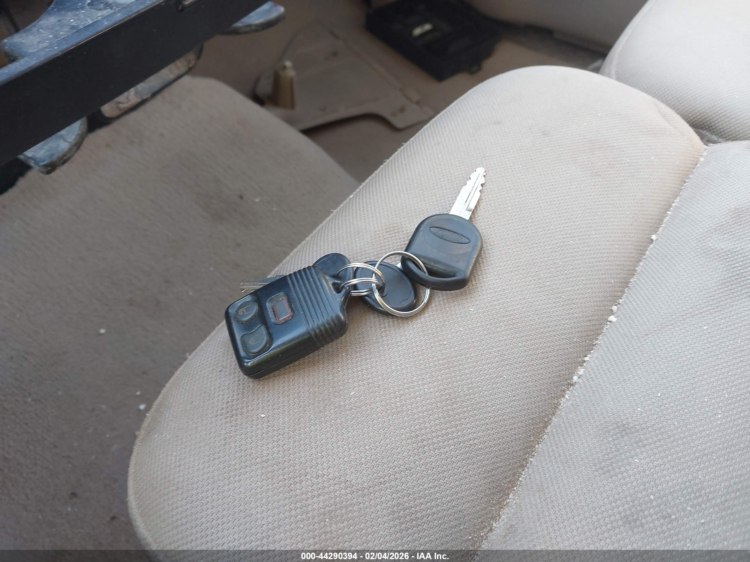 FORD F-150 image 11
