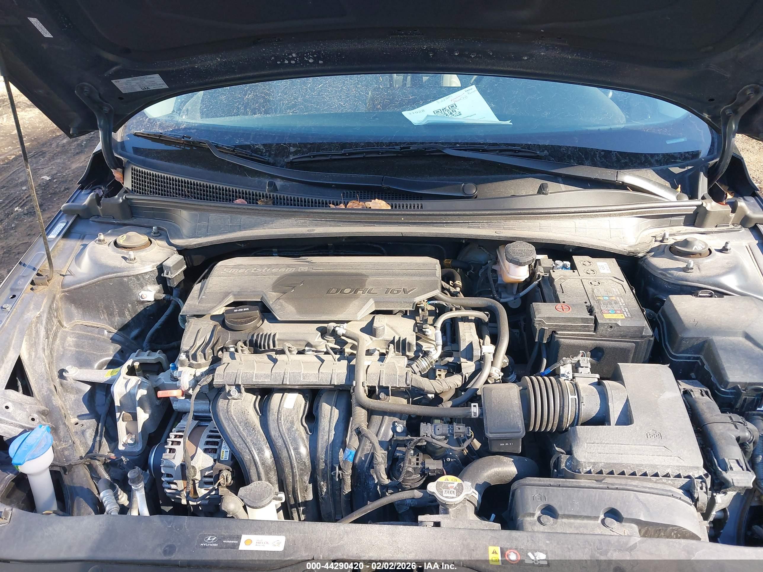 HYUNDAI ELANTRA image 10