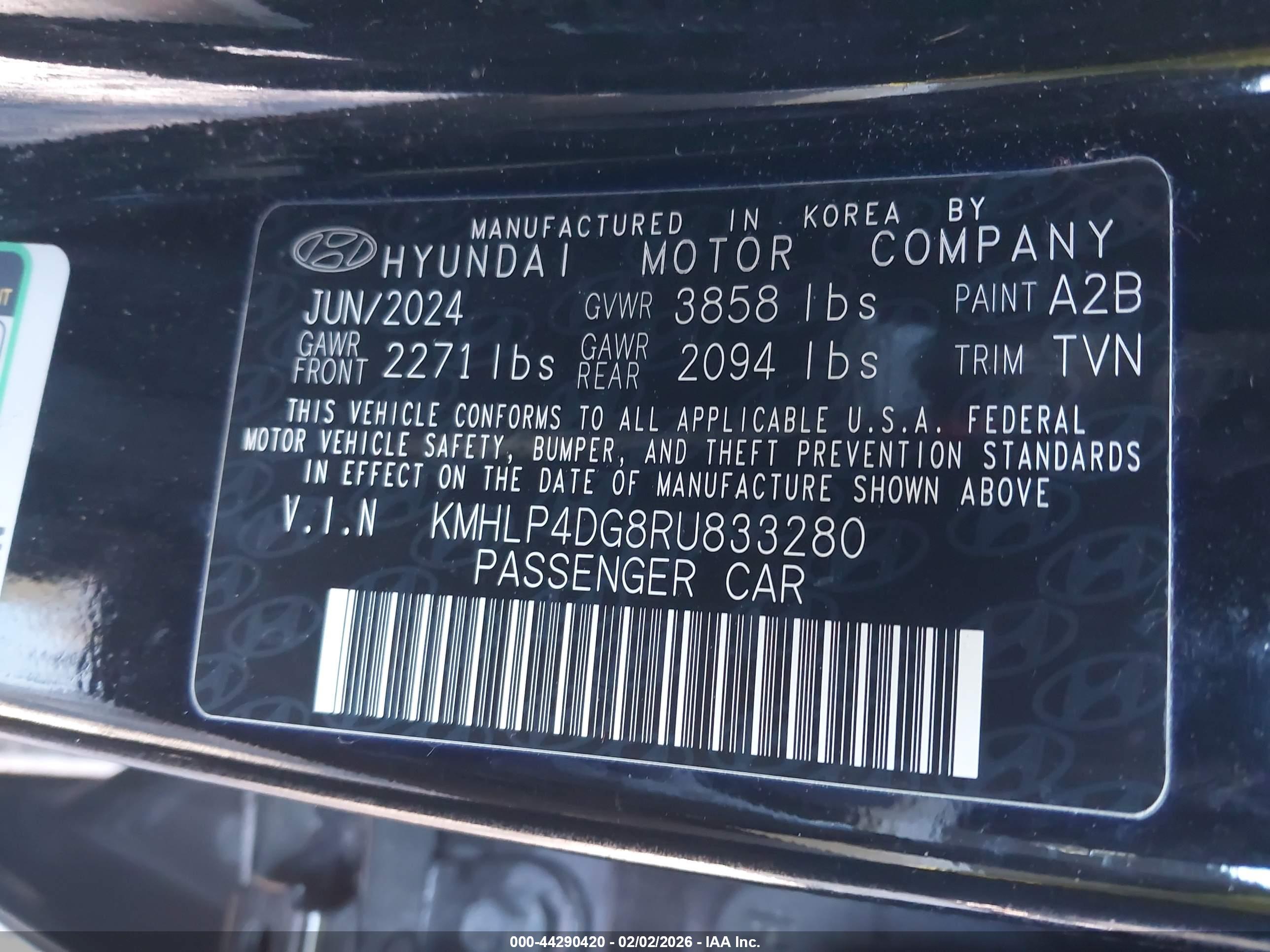 HYUNDAI ELANTRA image 9