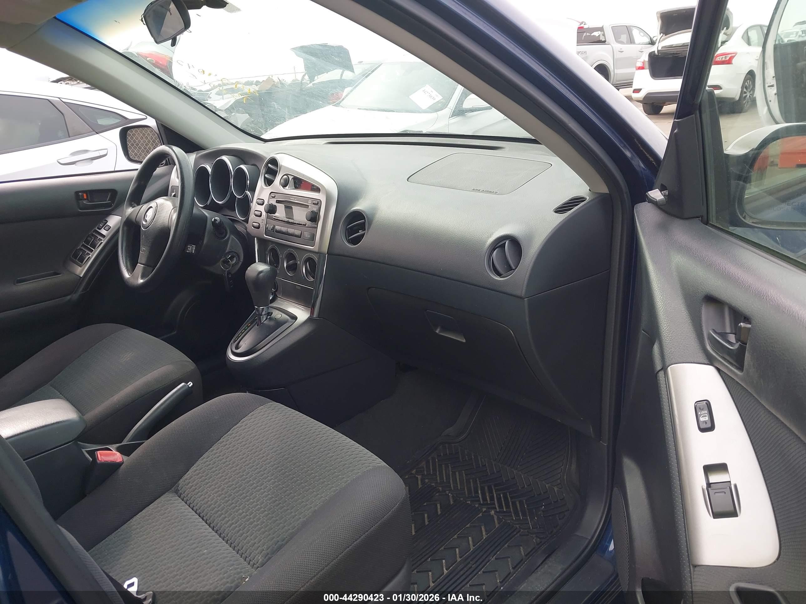 TOYOTA MATRIX image 5