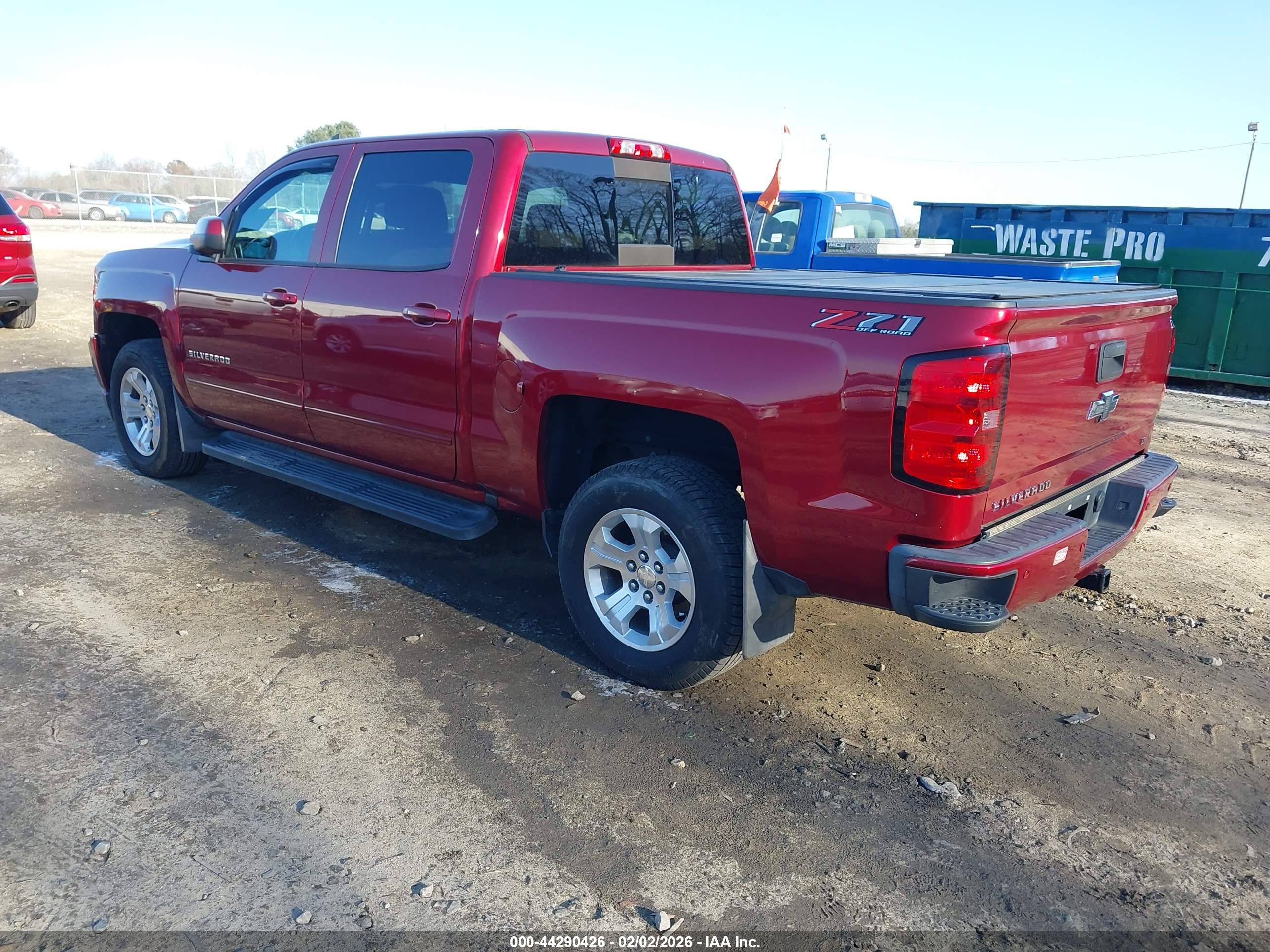 CHEVROLET SILVERADO image 3