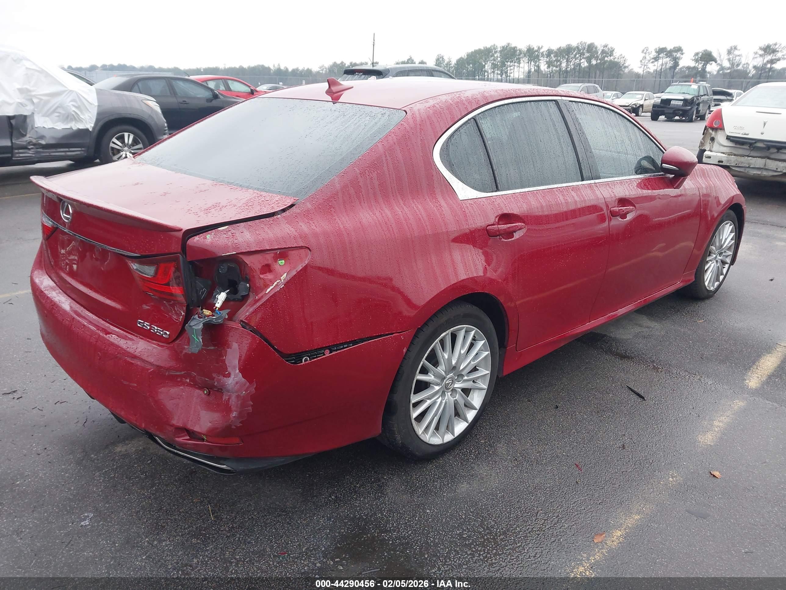 LEXUS GS image 4
