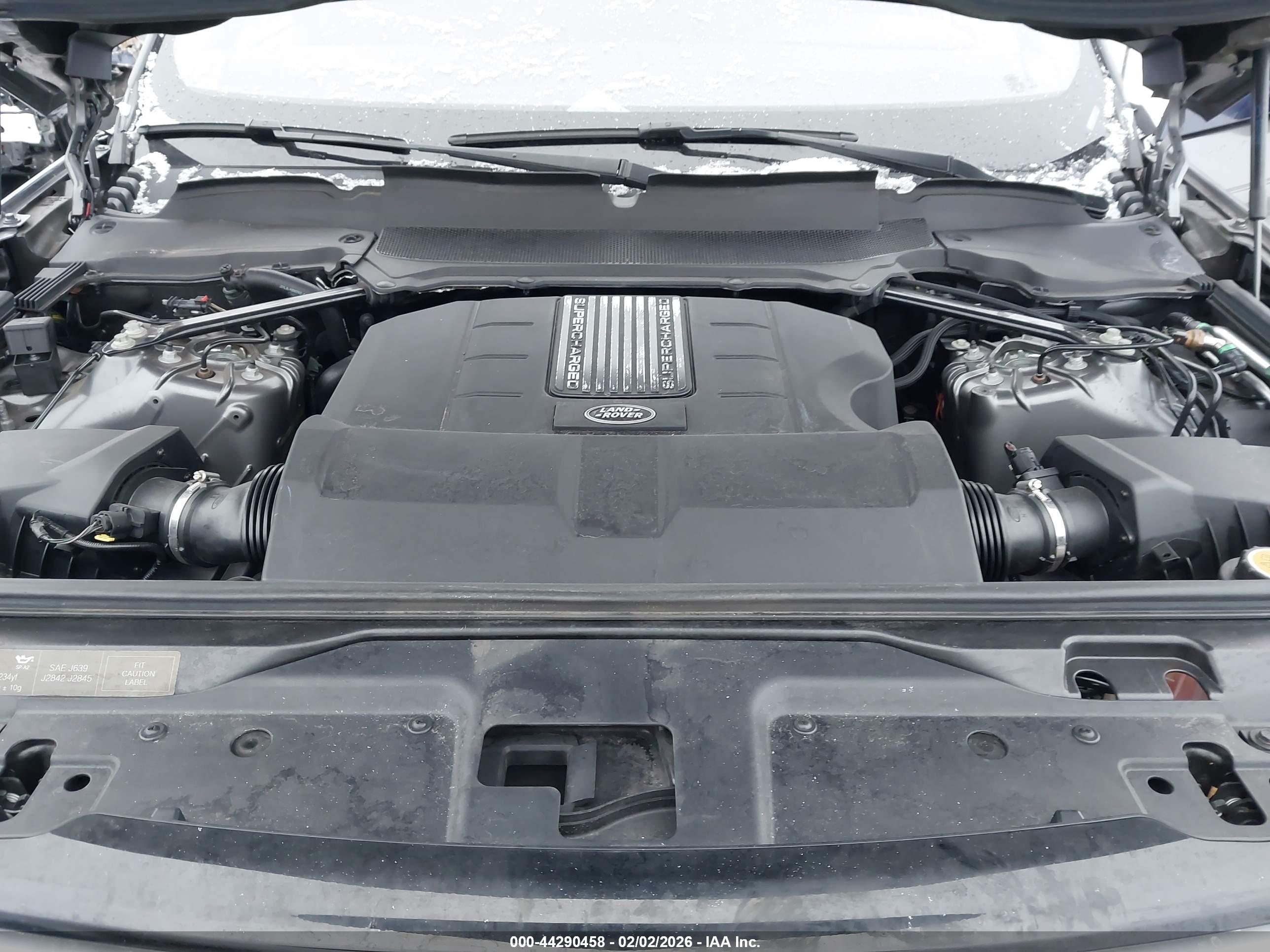 LAND ROVER image 10