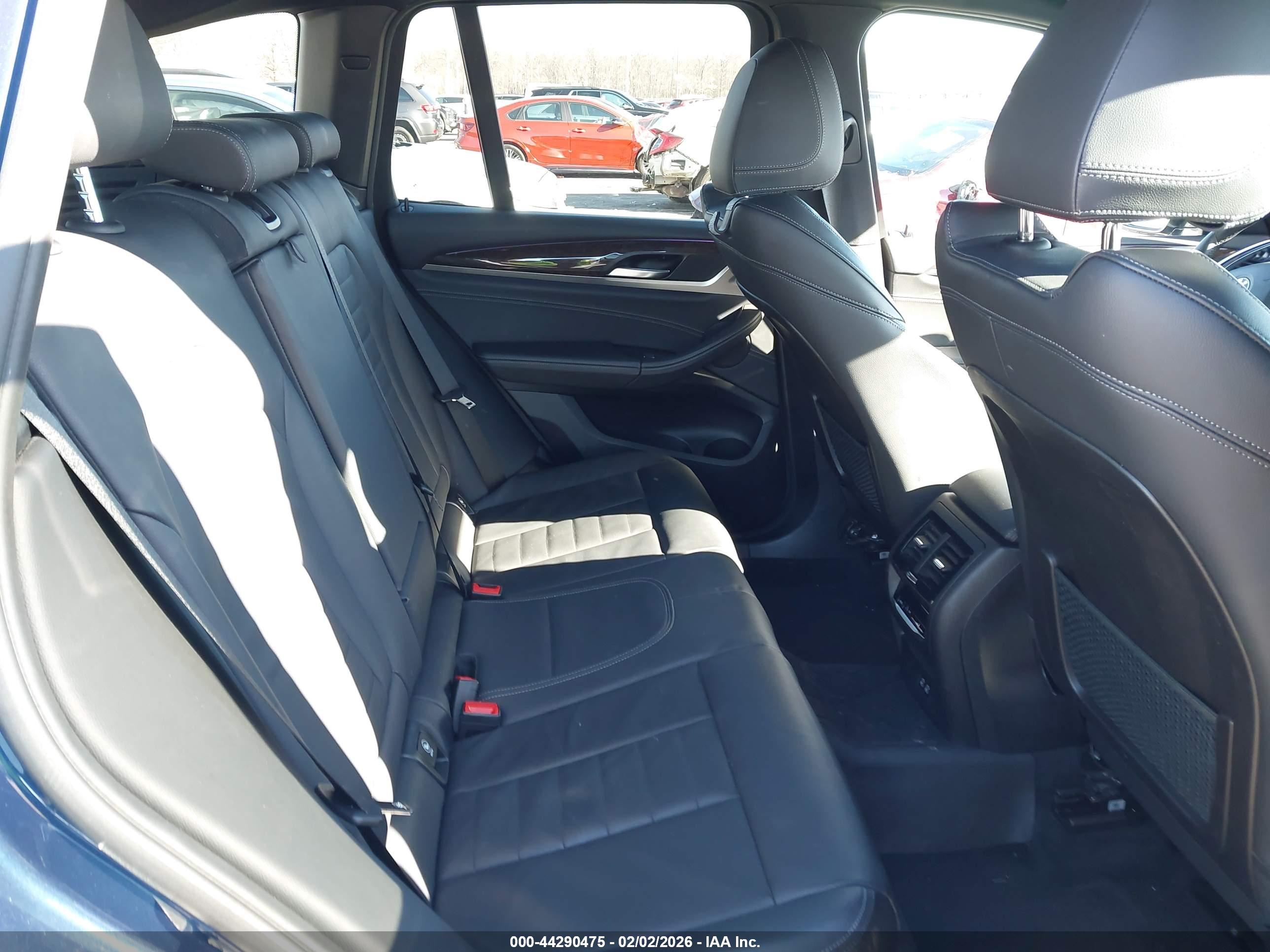 BMW X3 image 8