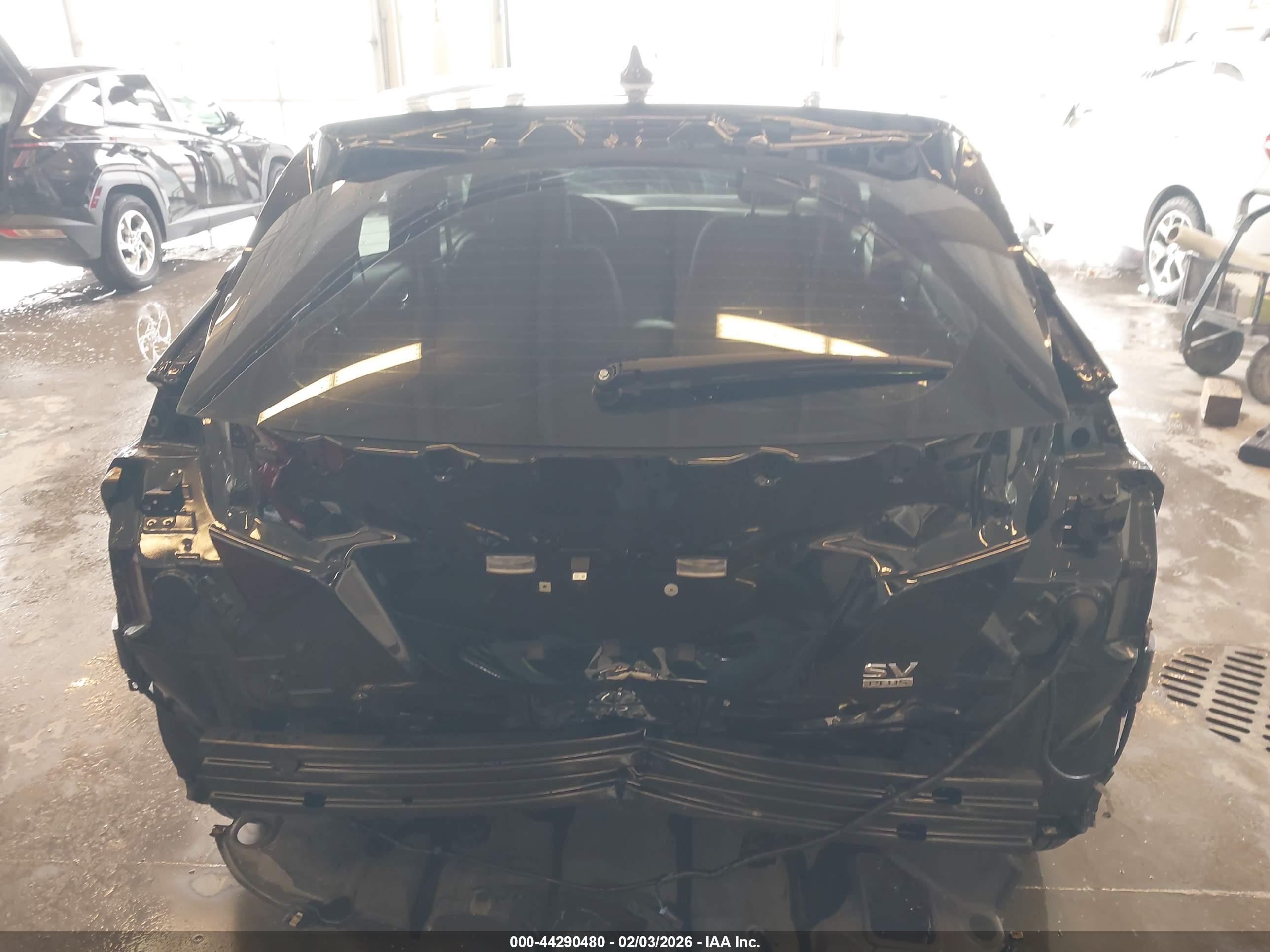 NISSAN LEAF image 6