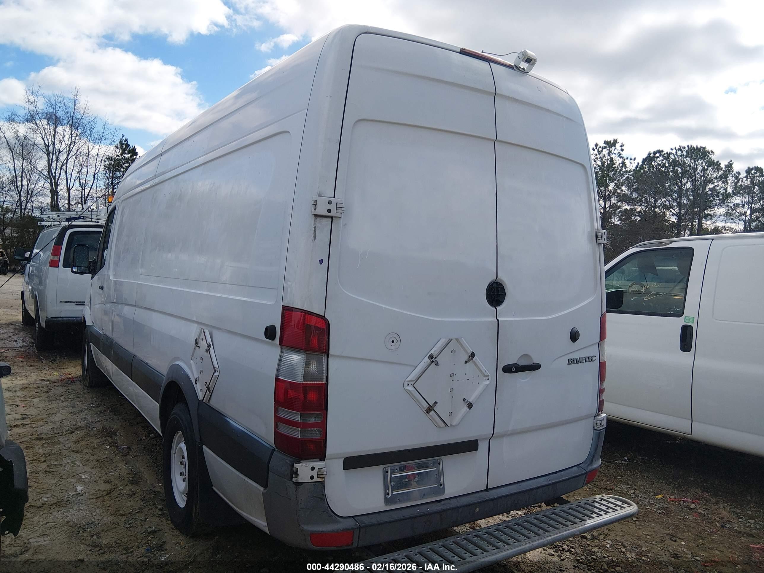 MERCEDES-BENZ SPRINTER image 3
