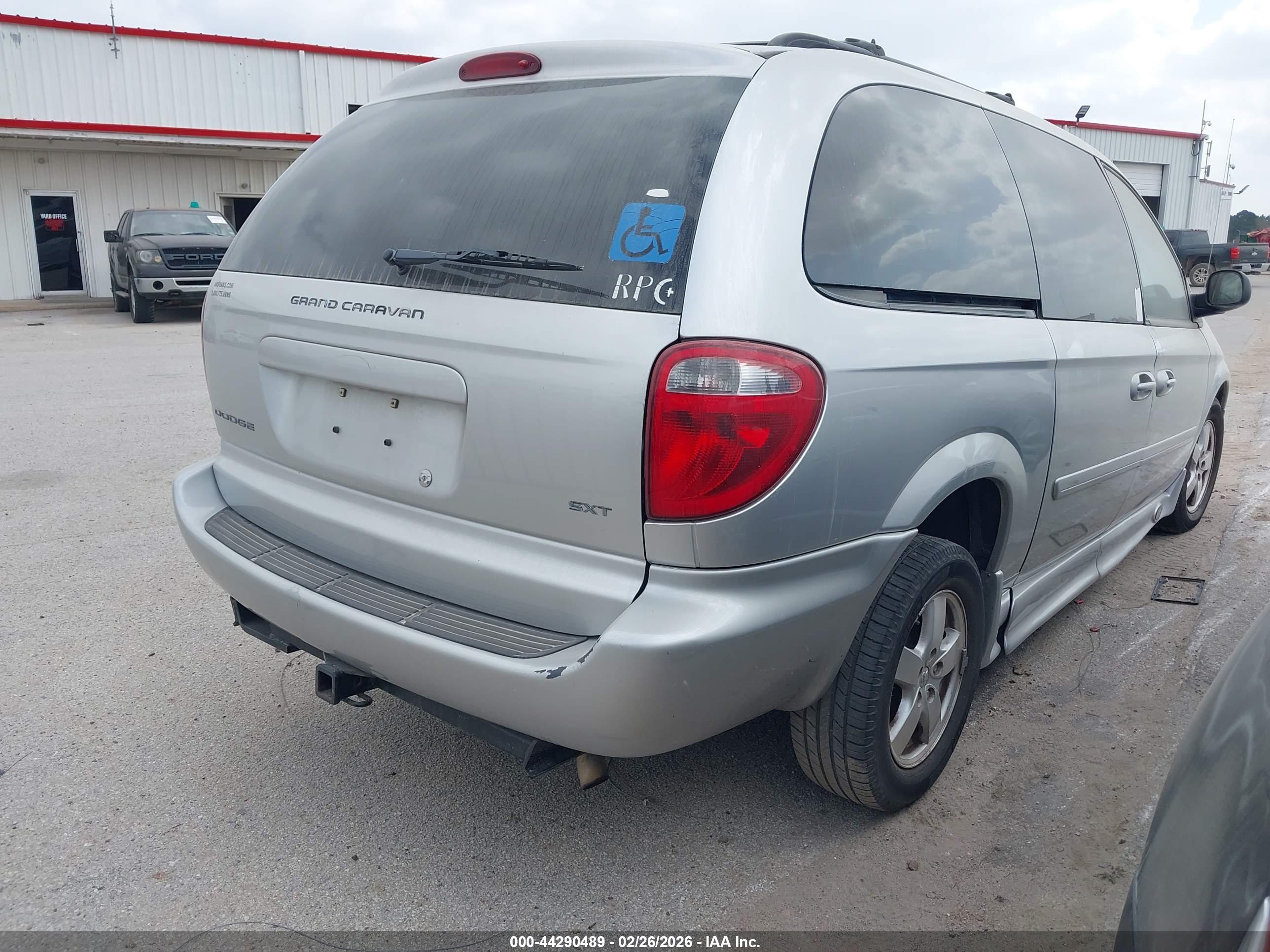 DODGE GRAND image 4