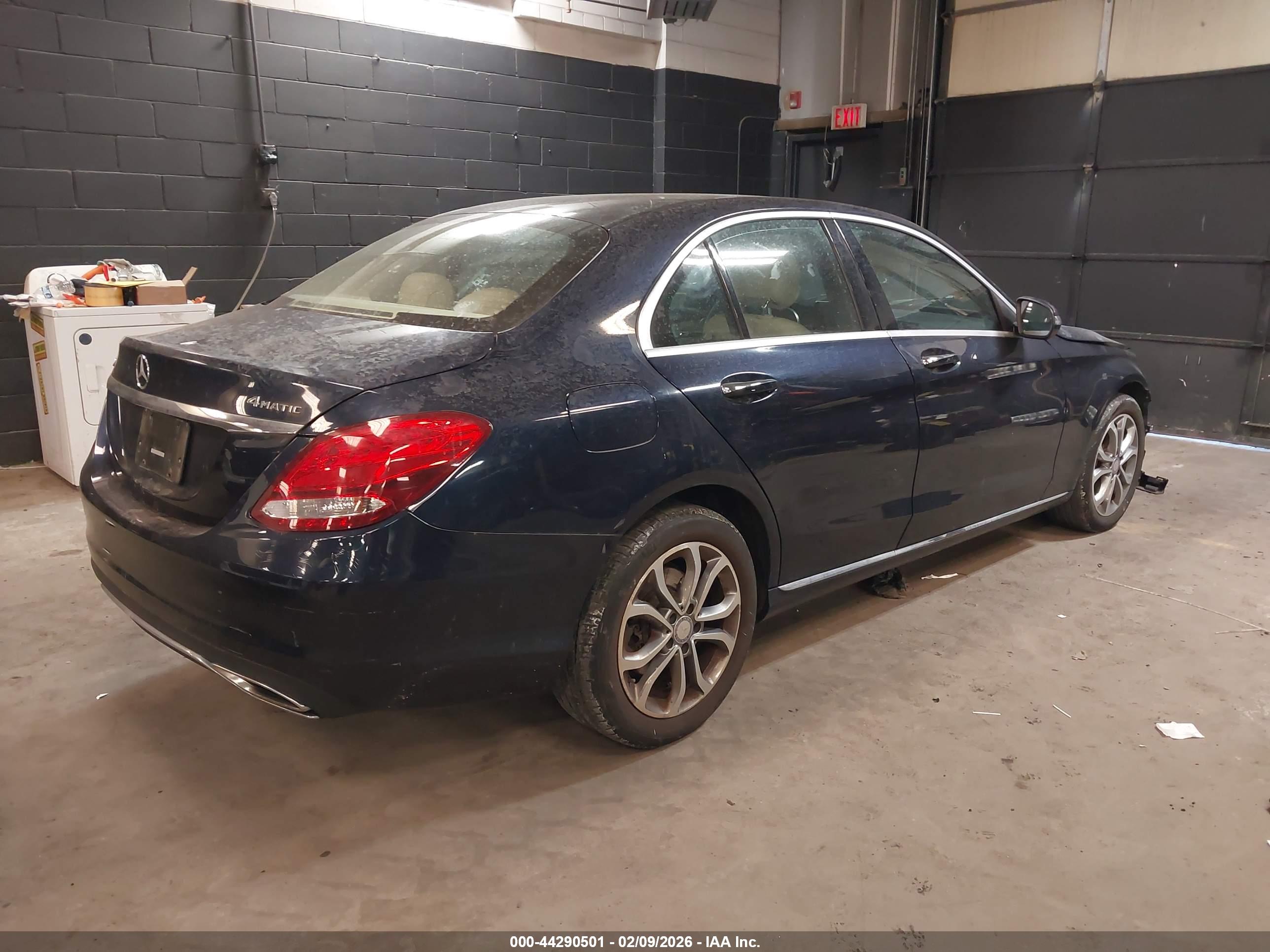 MERCEDES-BENZ C image 4