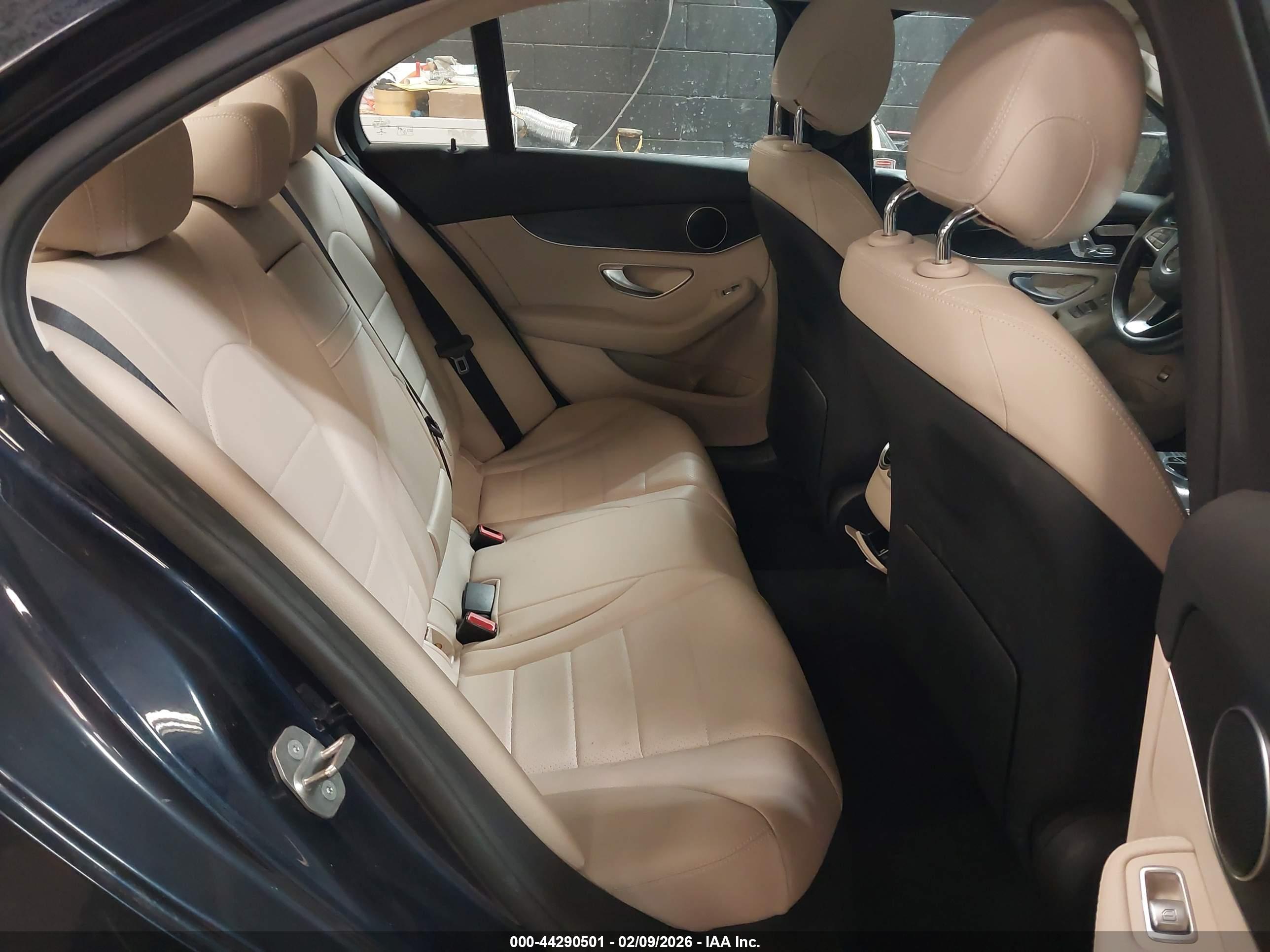 MERCEDES-BENZ C image 8