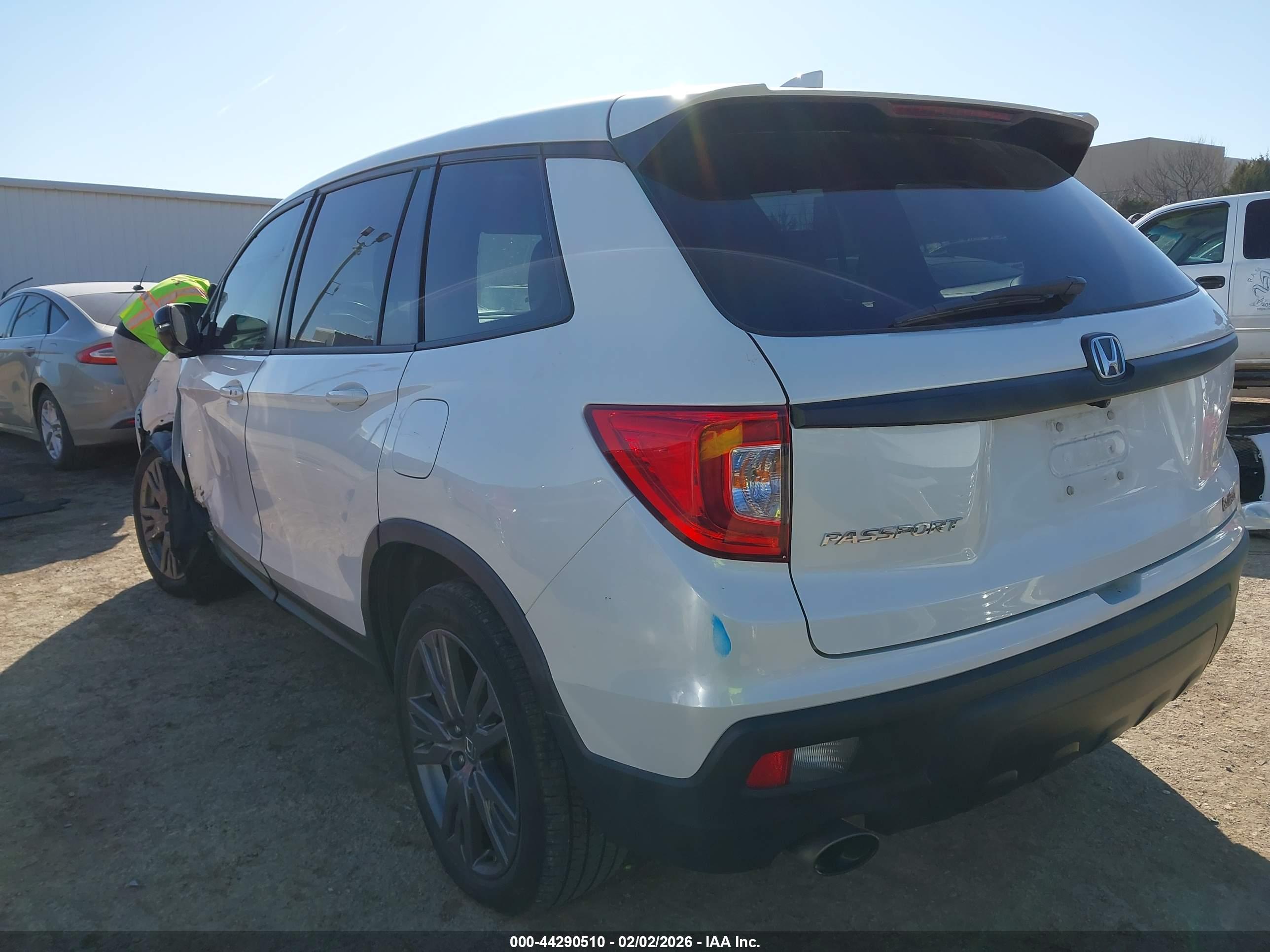 HONDA PASSPORT image 3