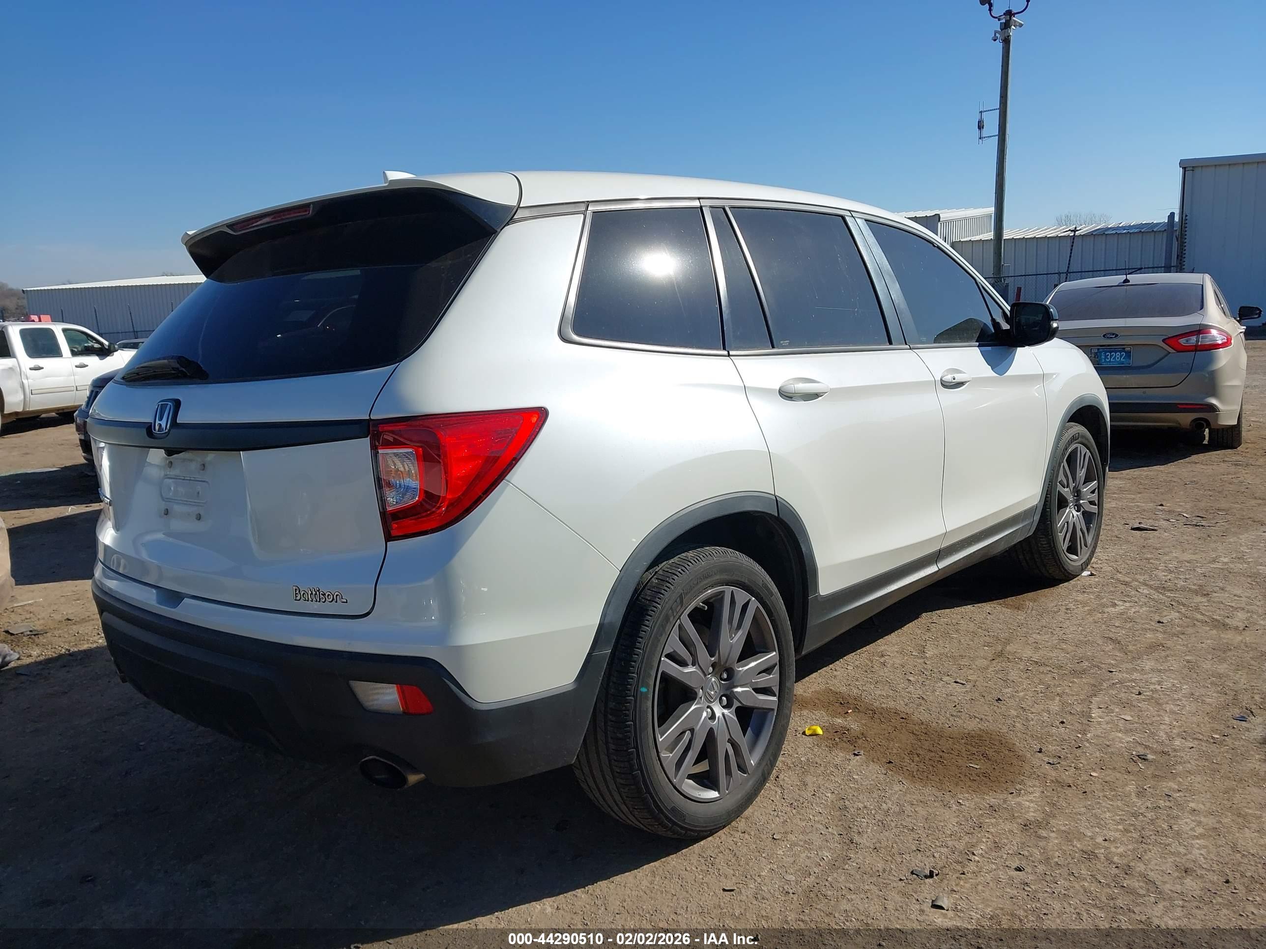 HONDA PASSPORT image 4