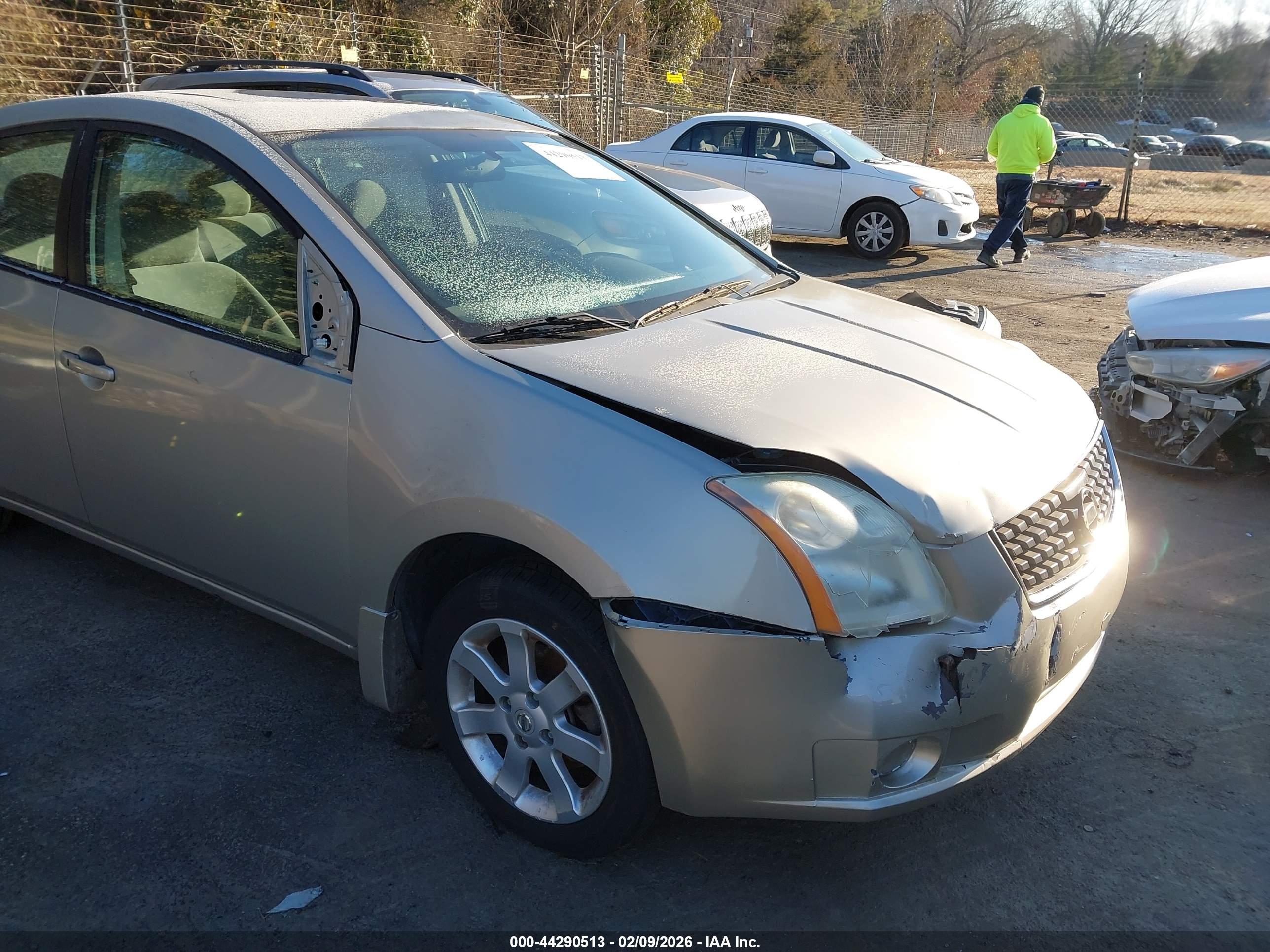 NISSAN SENTRA image 6