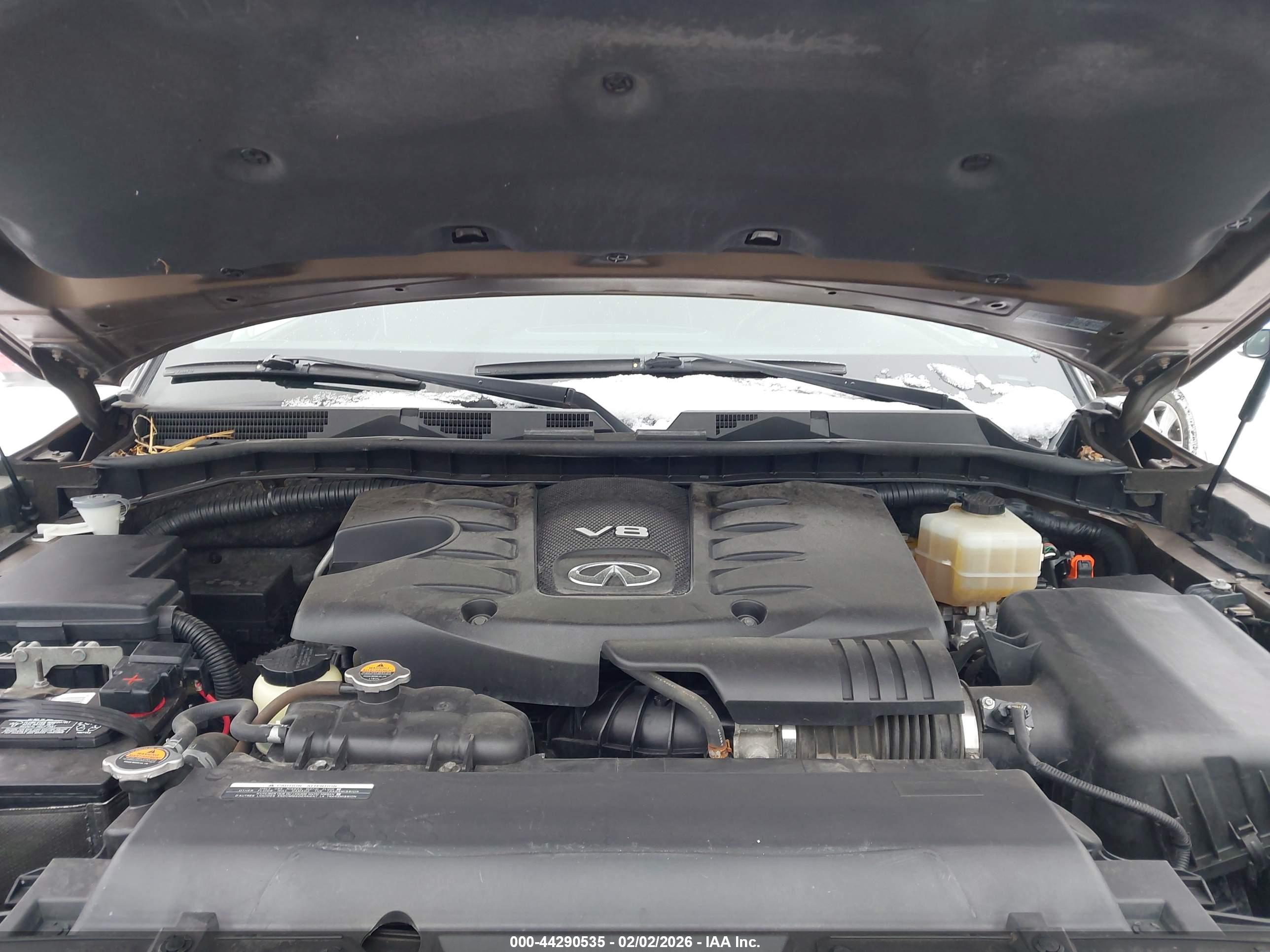 INFINITI QX80 image 10