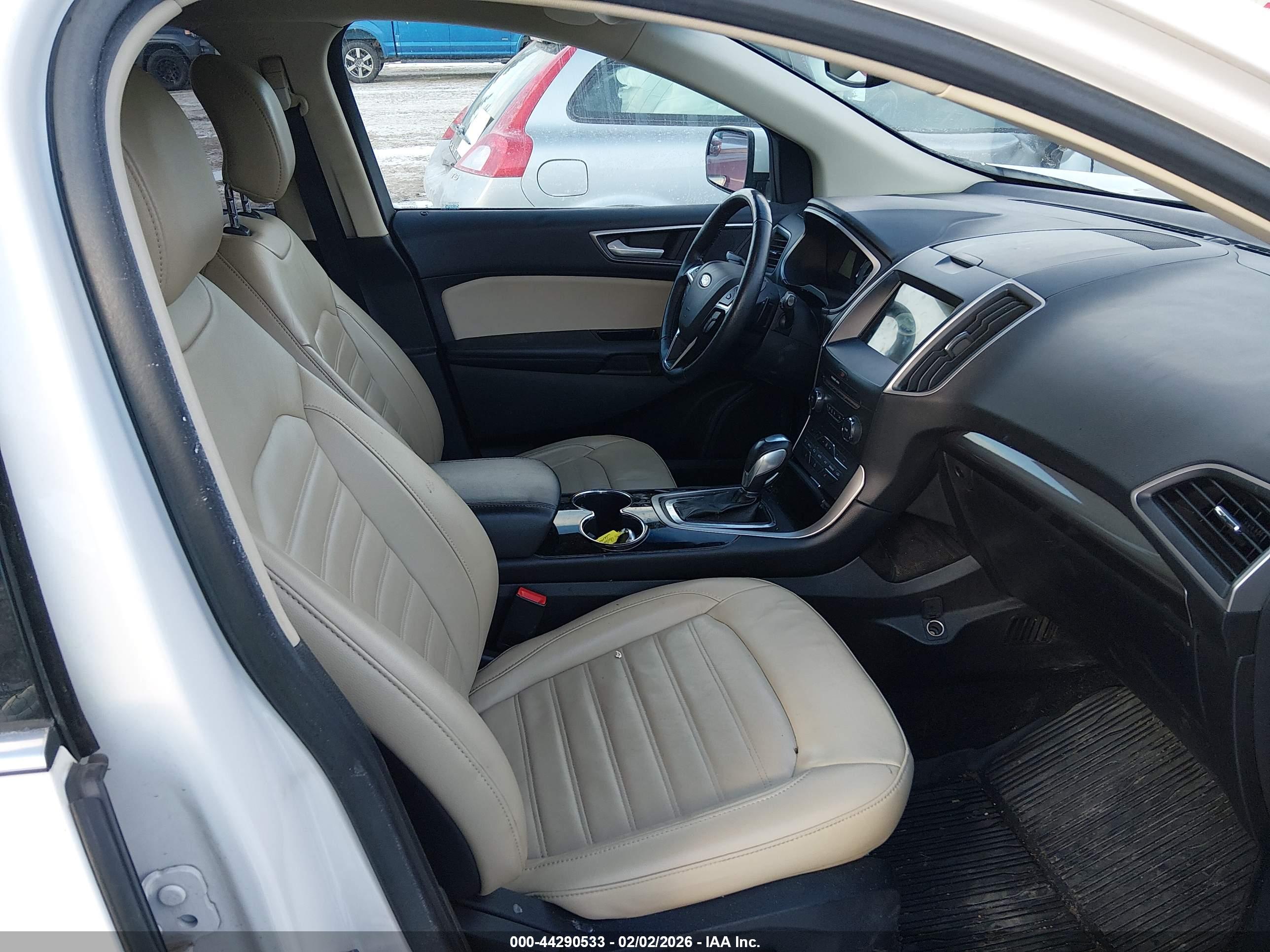 FORD EDGE image 5