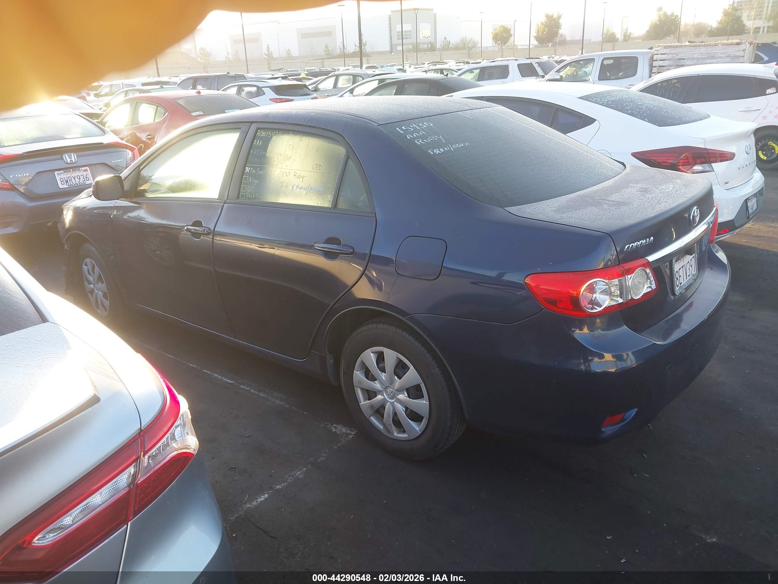 TOYOTA COROLLA image 3
