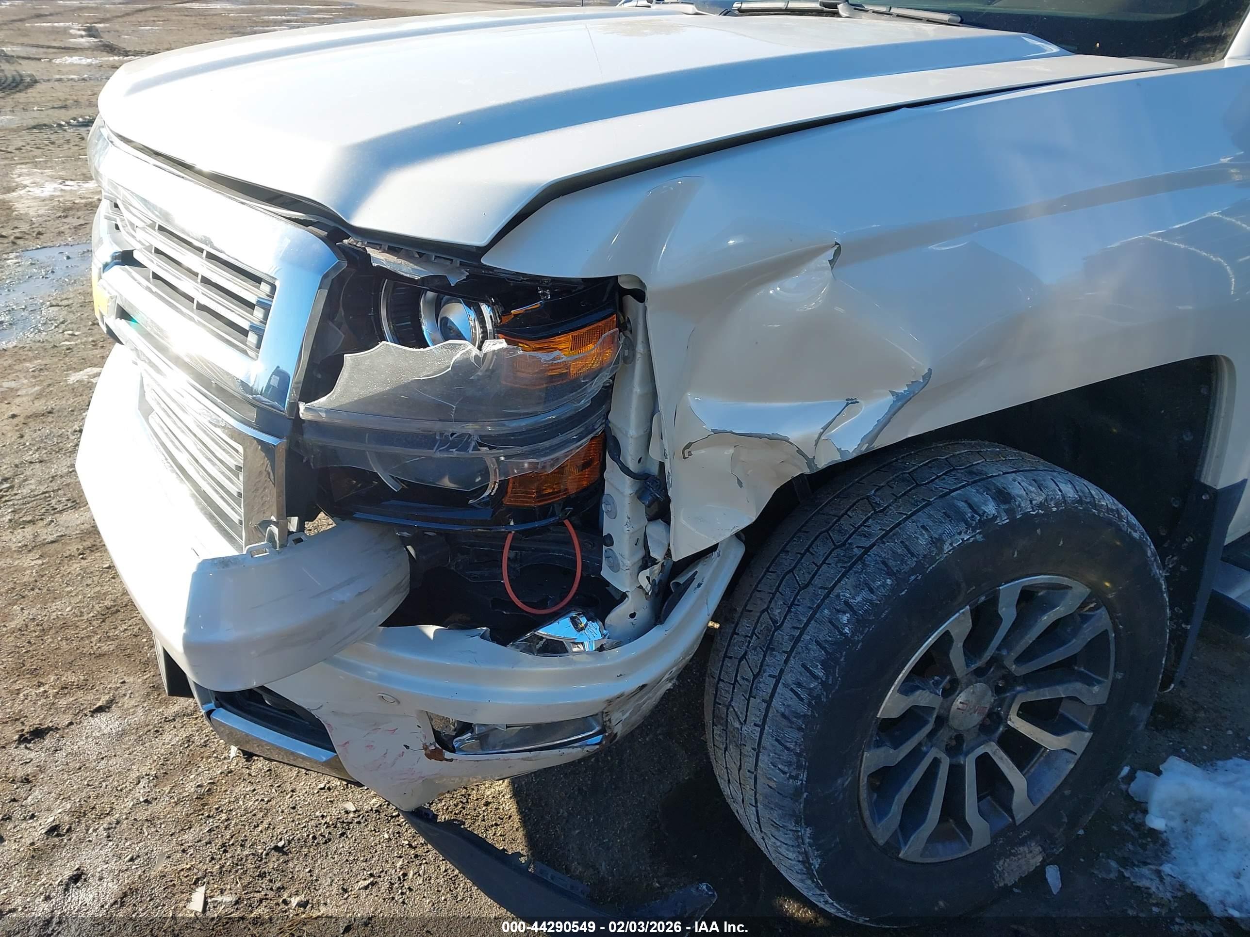 CHEVROLET SILVERADO image 6