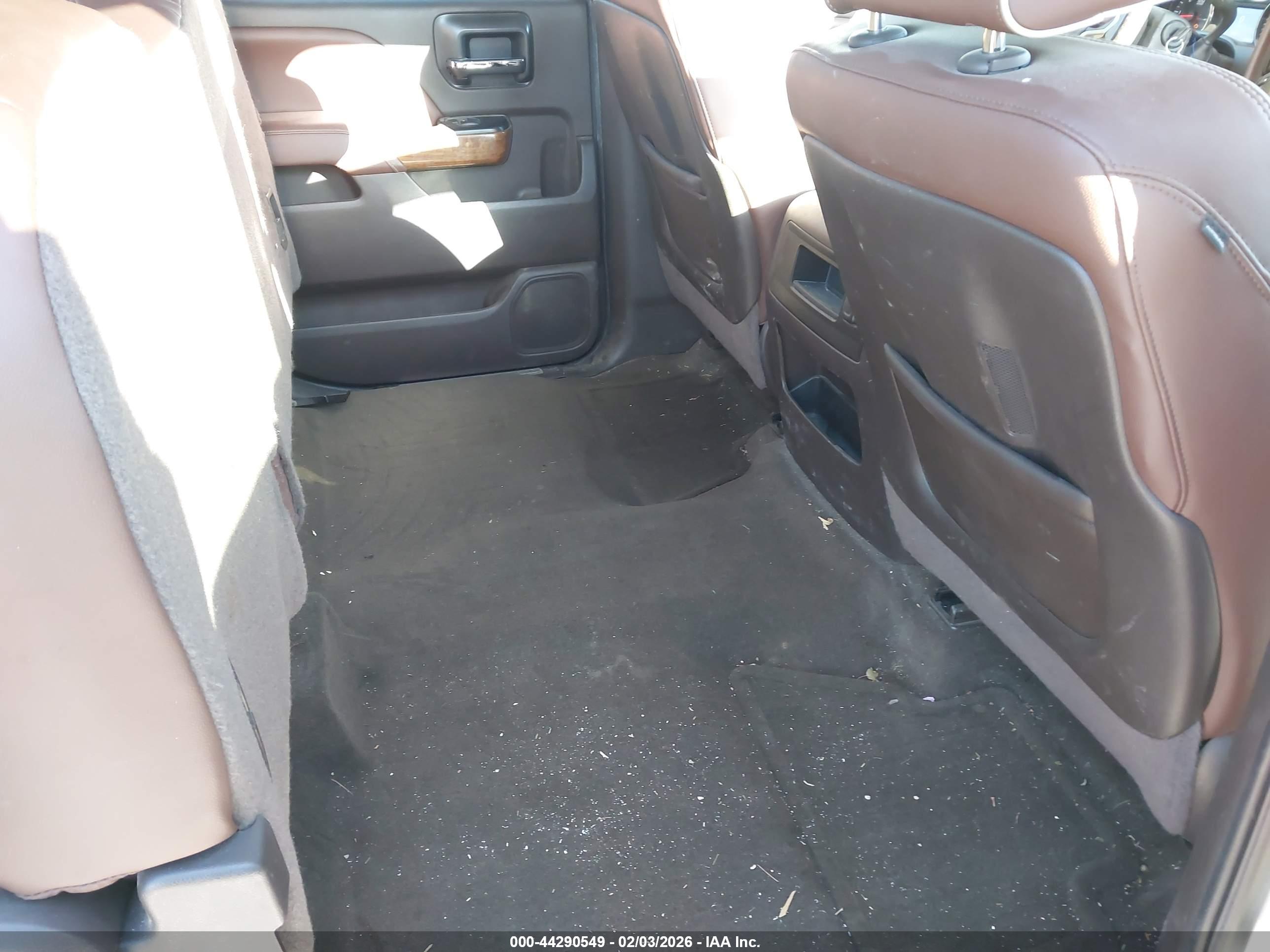 CHEVROLET SILVERADO image 8