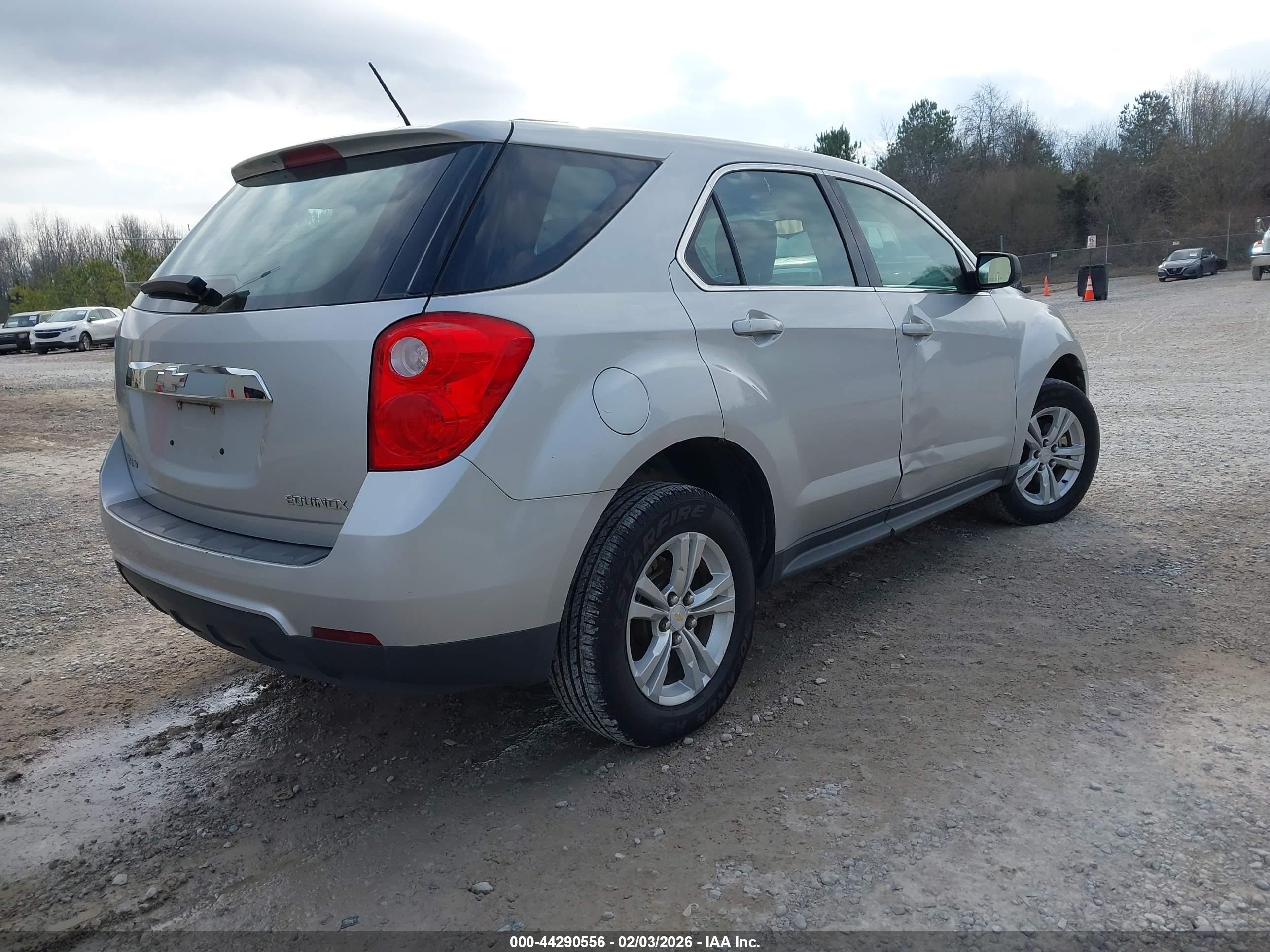 CHEVROLET EQUINOX image 4