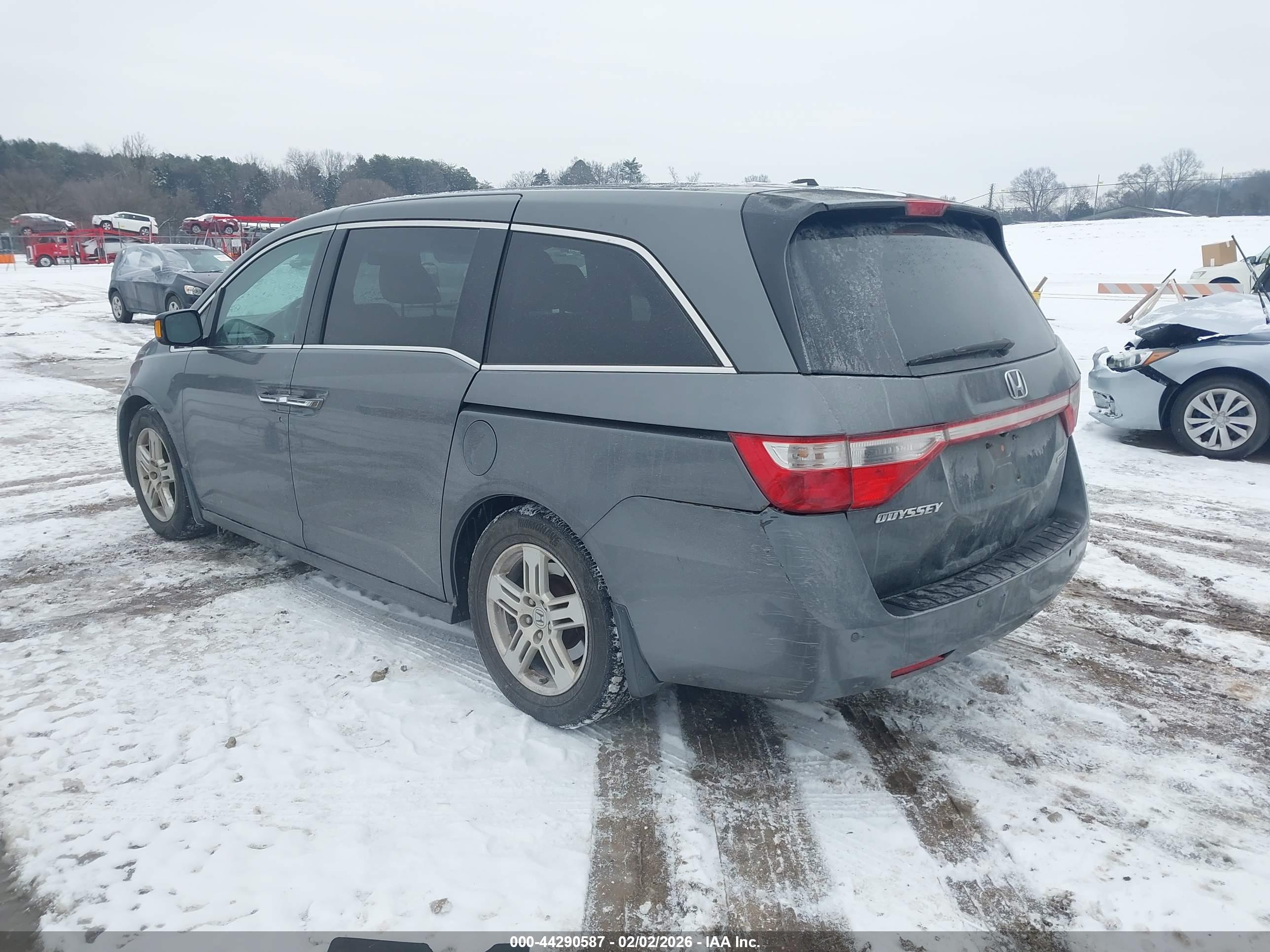 HONDA ODYSSEY image 3