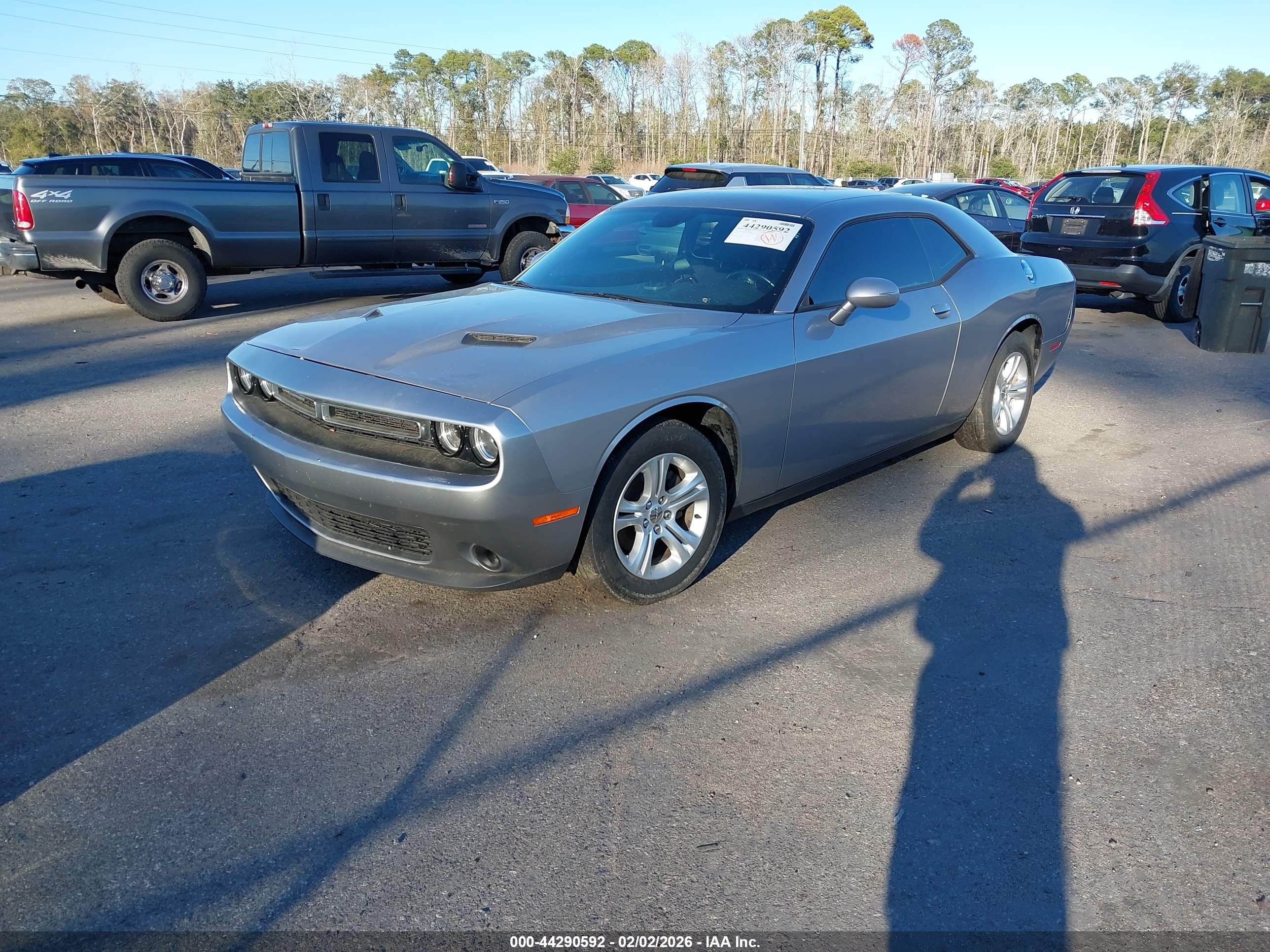 DODGE CHALLENGER image 2