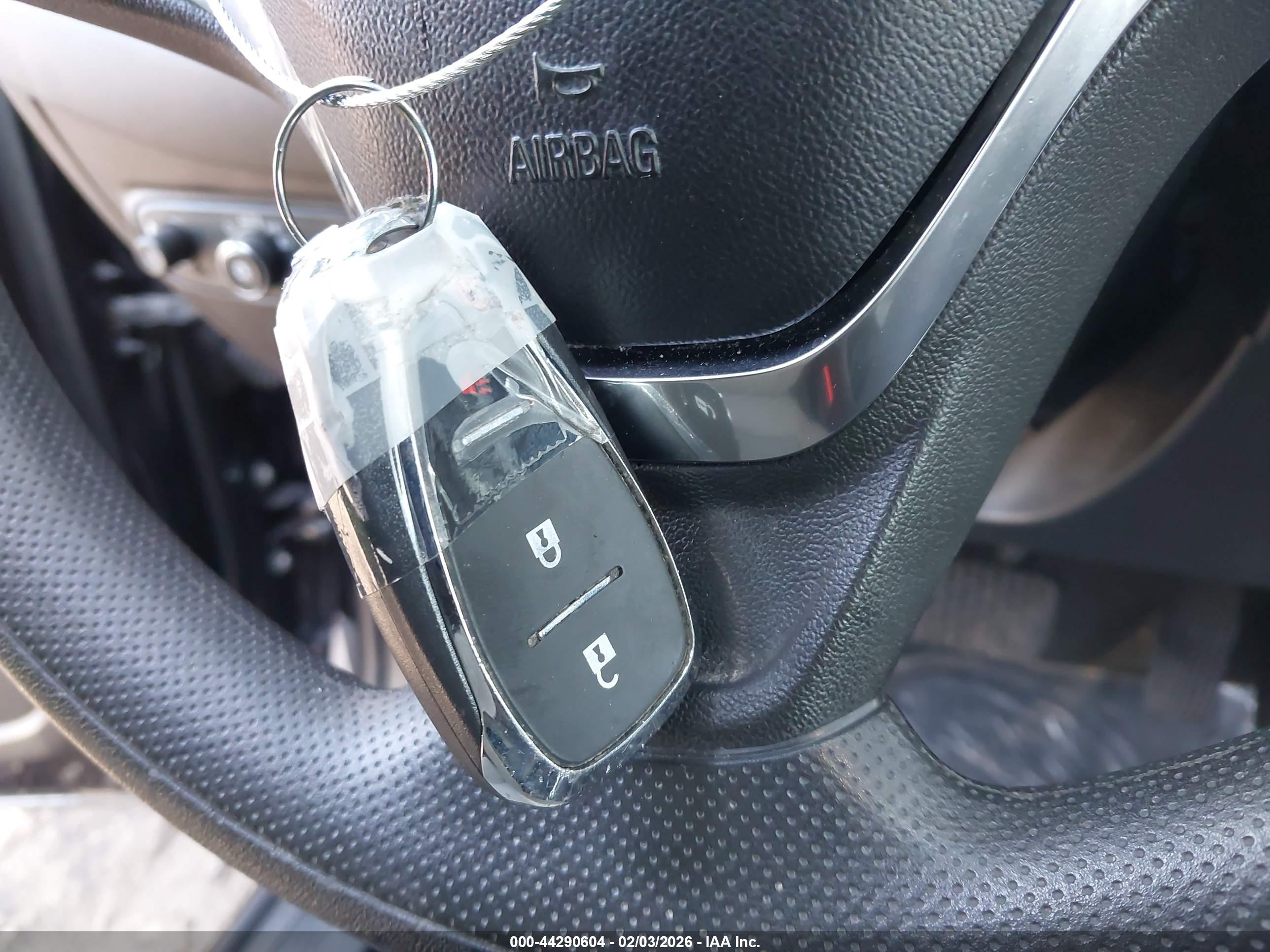 CHEVROLET EQUINOX image 11