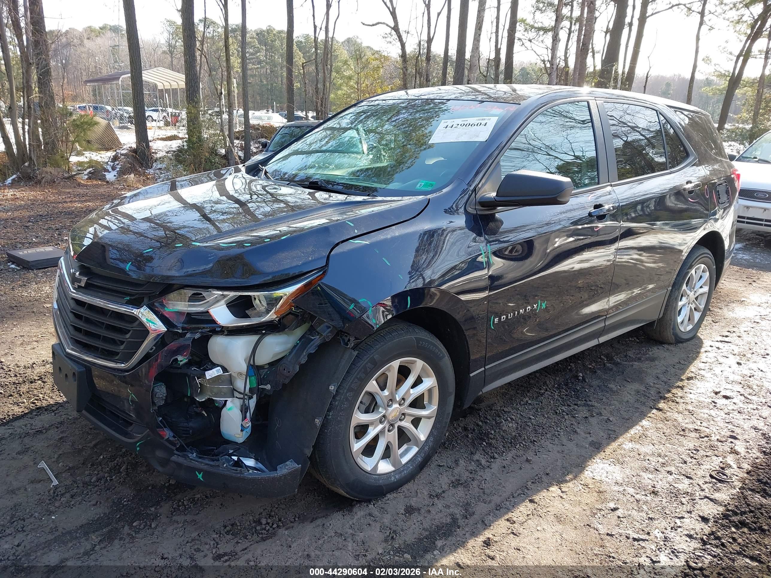 CHEVROLET EQUINOX image 2