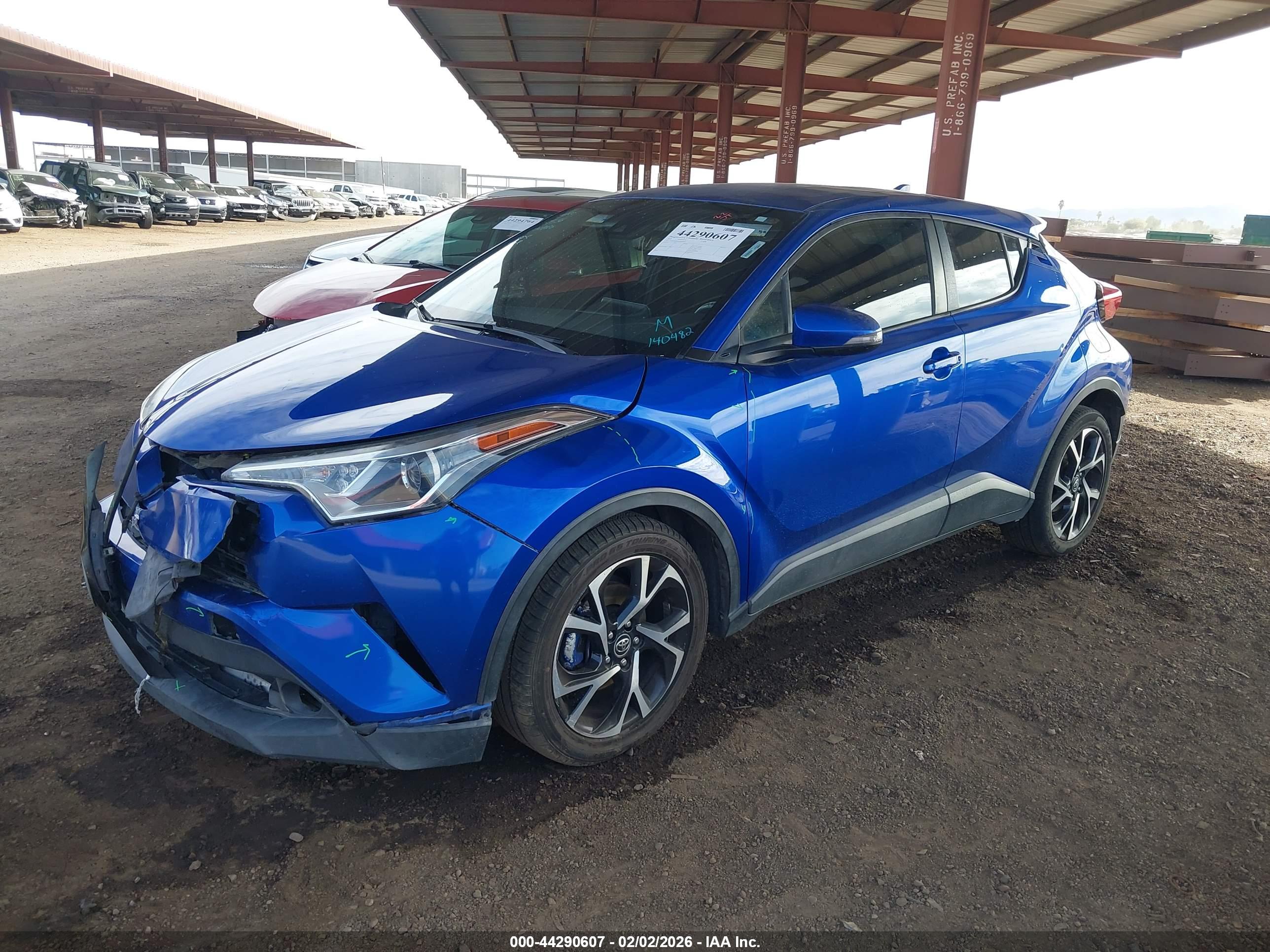 TOYOTA C-HR image 2